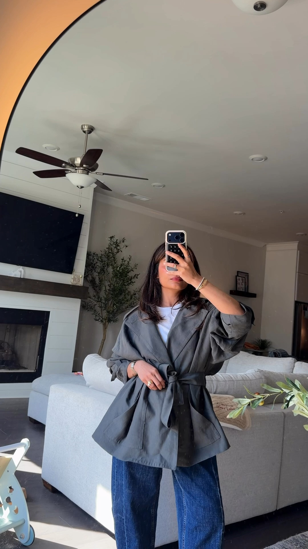 Petite and mom outfits 

Wearing: 
0 short in barrel jeans 
Xs in short Zara grey flowy trench coat (runs big)
Small in collared navy top 
Small in blue and white dress 
14 in super baggy boys’ jeans 



#zara #oldnavy 

#LTKmomlife #LTKPetite #LTKootd