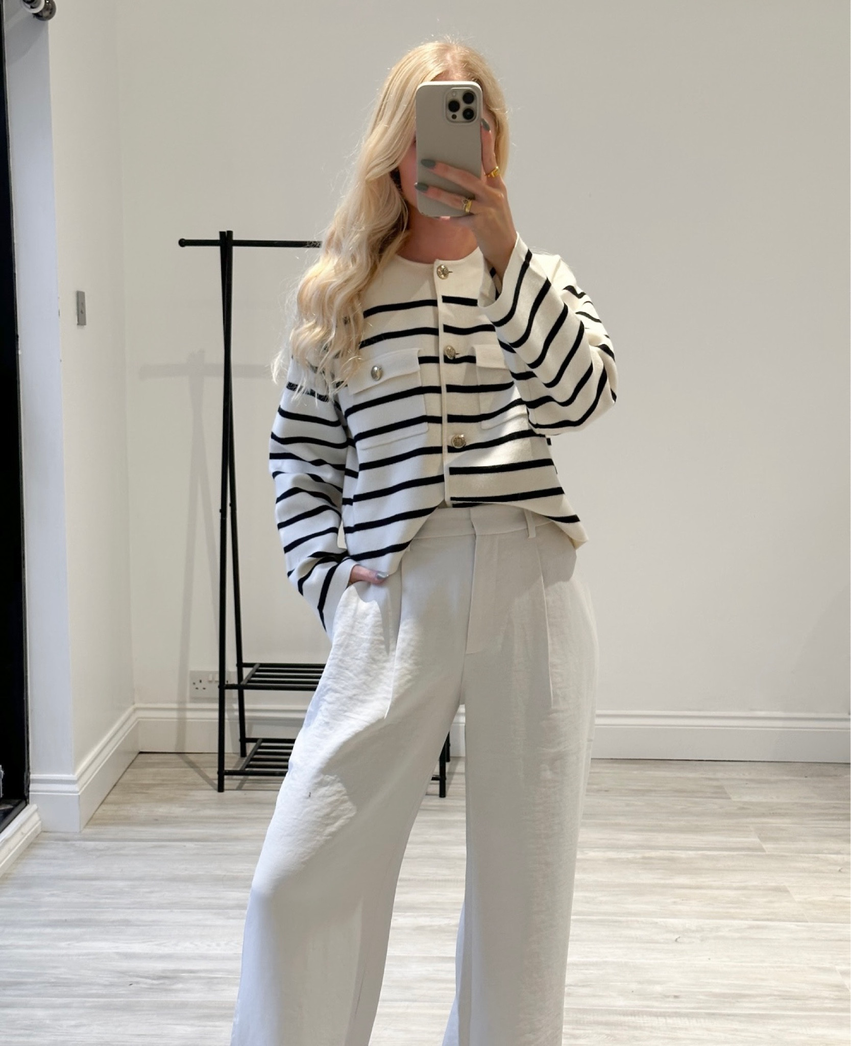 Autumn winter style, autumn winter fashion, Massimo Dutti cardigan, striped cardigan, white trousers, outfit inspiration 

#LTKeurope #LTKSeasonal #LTKstyletip