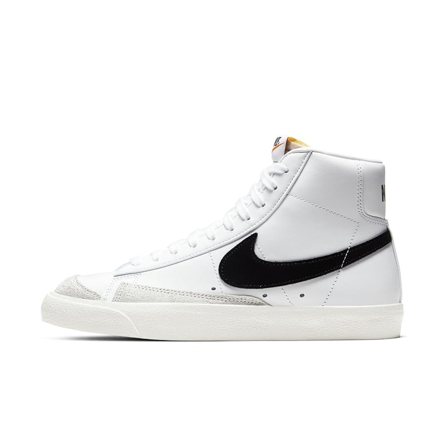 Nike Women's Sneaker, Medium | Amazon (US)