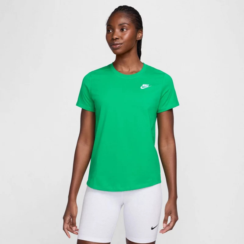 Nike Women's Sportswear Club T-shirt | Academy Sports + Outdoors