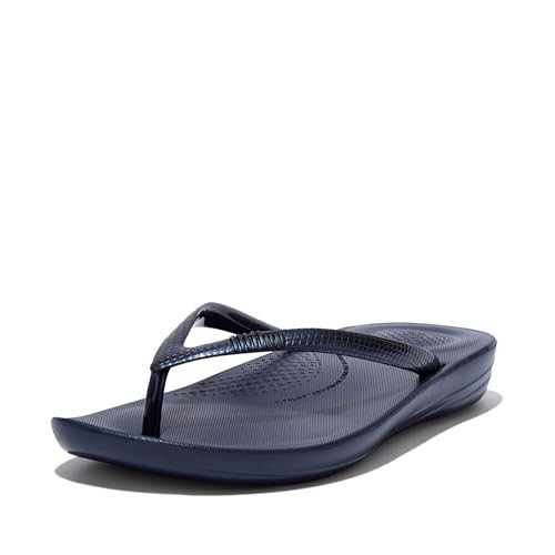 FitFlop Womens iQushion Rubber Flip-Flops with Contoured Footbed for Walking, Lightweight Ergonomic Flip Flop Sandals with Arch Support and Foot Impact Pillows, Midnight Navy, 9 US Women | Amazon (US)