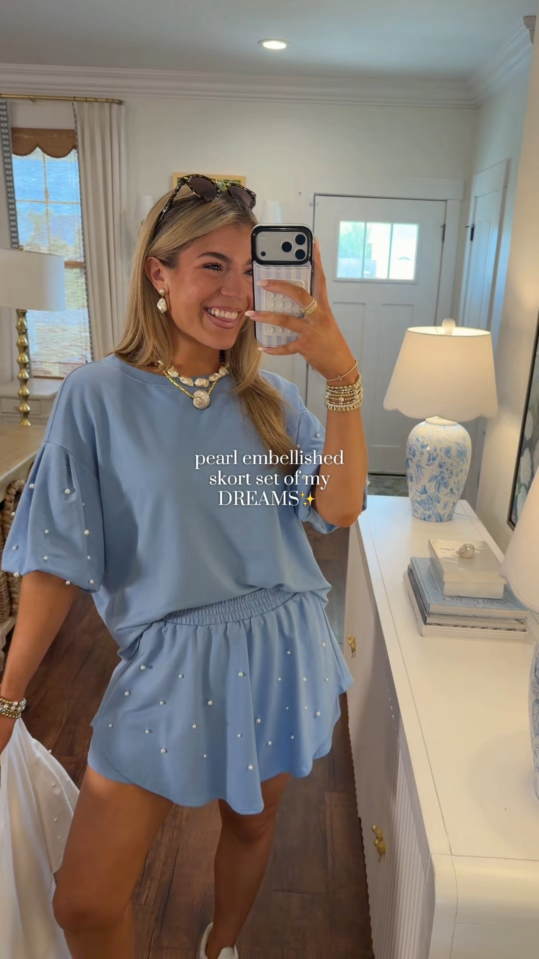 FINALLY RESTOCKED!!🤍🤍🤍
love this version even more than the long sleeve! 😍 sooo perfect for spring and summer-the quality is amazing and they are so comfy! Wearing size M and I'm 5'9!
#boujeeonabudget #springfashion #matchingset #boutiqueclothing #grandmillenial

#LTKgrwm #LTKootd #LTKTravel