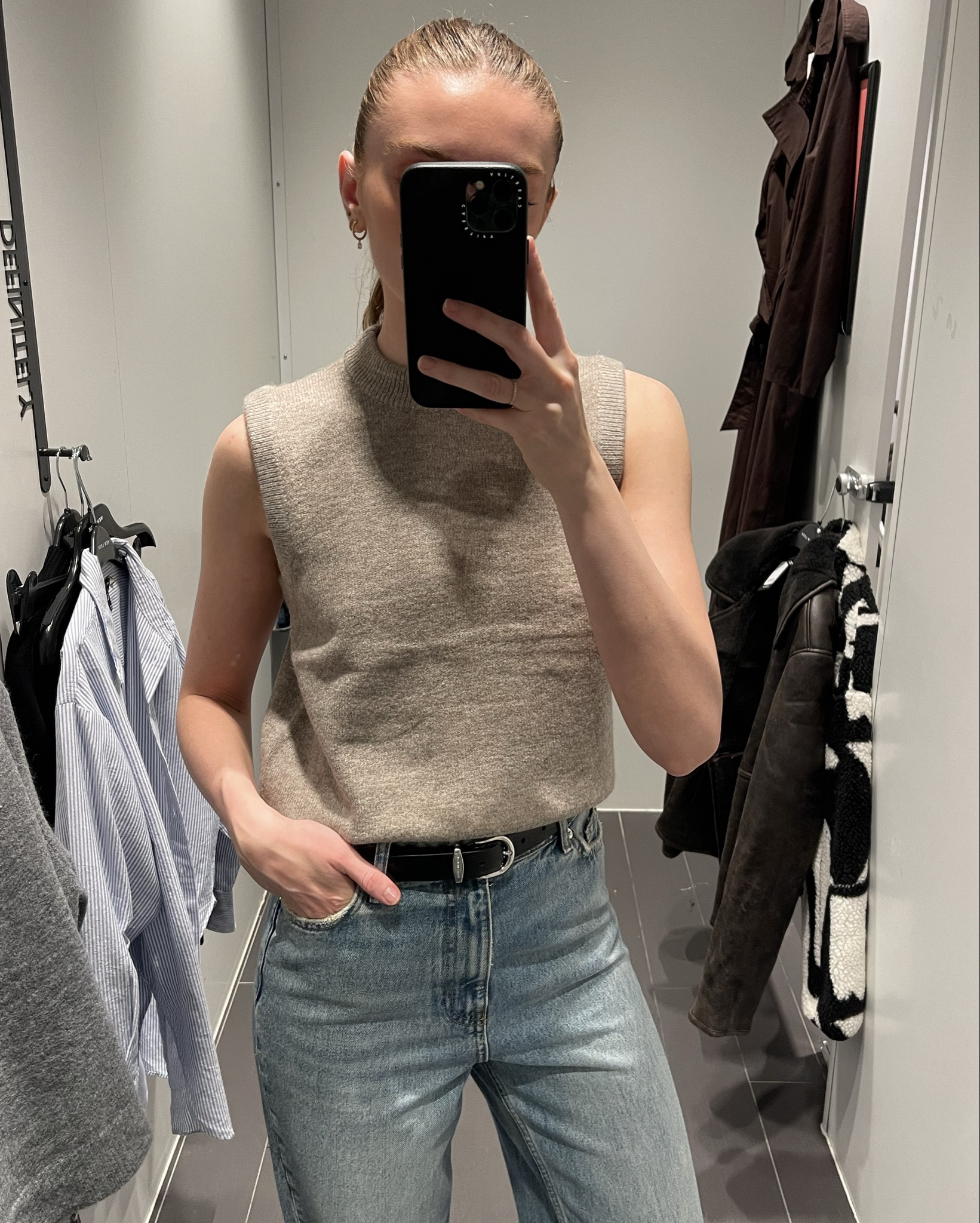 New Look try on 🍂
Small in the beige sleeveless knit
Size 8 in the cuffed blue jeans 
Size 12 in the brown trench coat 


#LTKeurope #LTKautumn #LTKuk