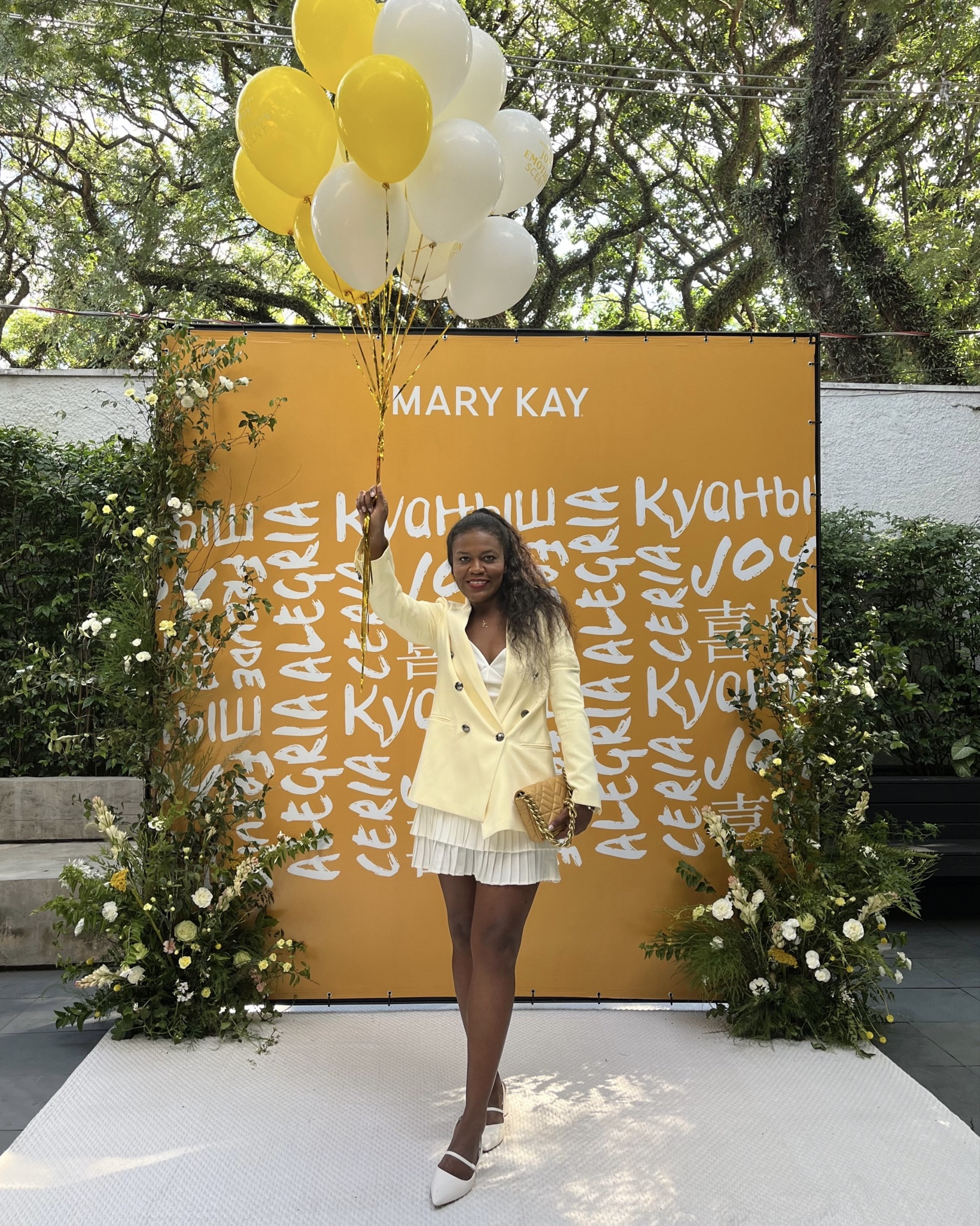 Look do dia para conhecer a nova fragrância de Mary Kay que tem o poder de despertar a alegria! 💛

 Uma terceira peça como um blazer sempre deixa o look mais elegante e sofisticado. 

#LTKbrasil #LTKbeleza #LTKdicadeestilo