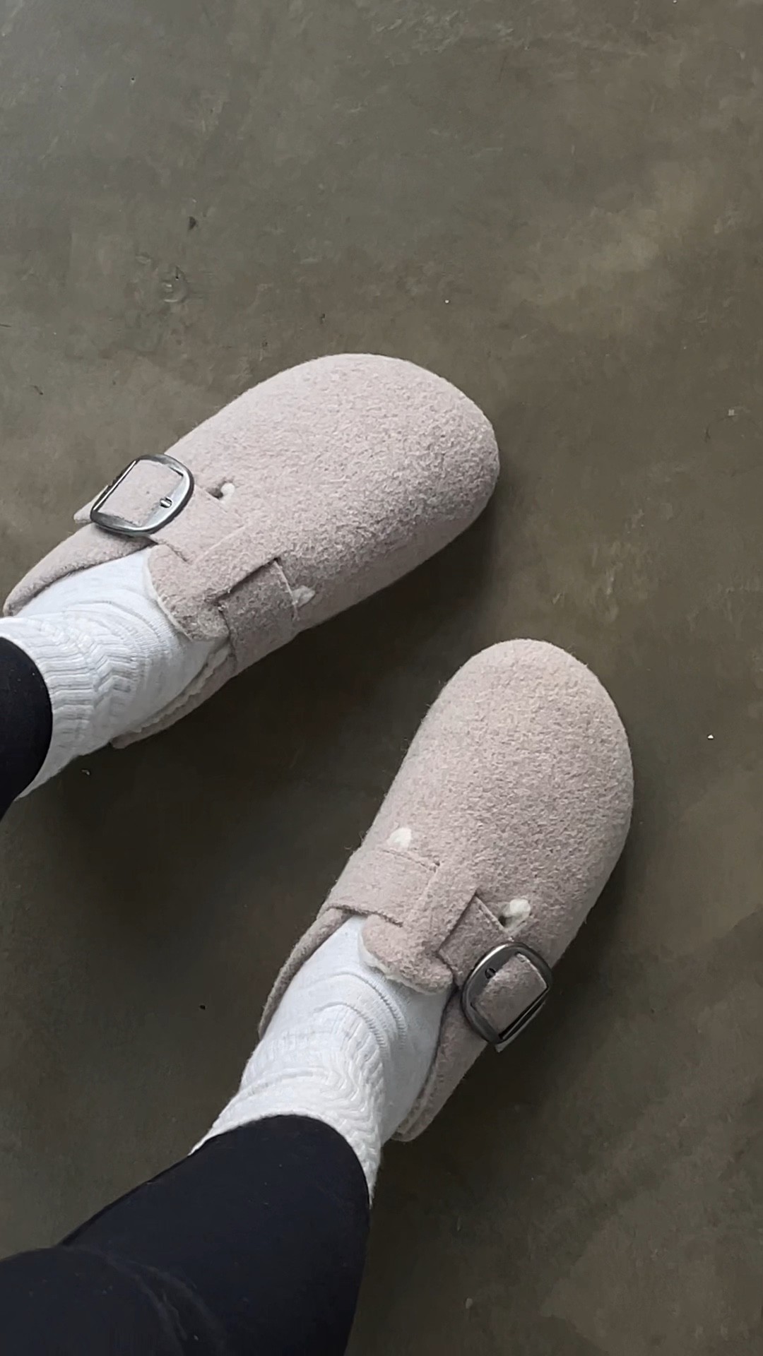 Birkenstock dupes for $25😍🫶🏽 available in 2 colors, if they’re sold out online check stores. i’ll try to link other dupes too! #fallfashion #birkenstock #dupes

#LTKSeasonal #LTKshoecrush #LTKunder50