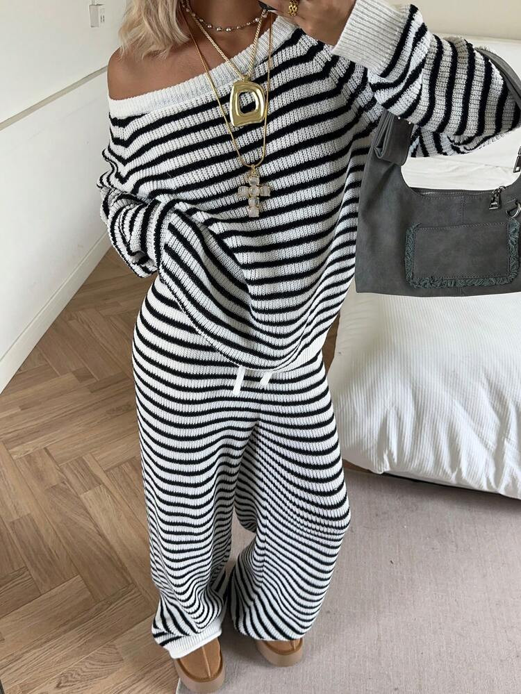 SHEIN EZwear Women's Black And White Striped Casual Sweater Set Two Piece Set Women Comfy Striped Two Piece Set Striped Lounge Set | SHEIN