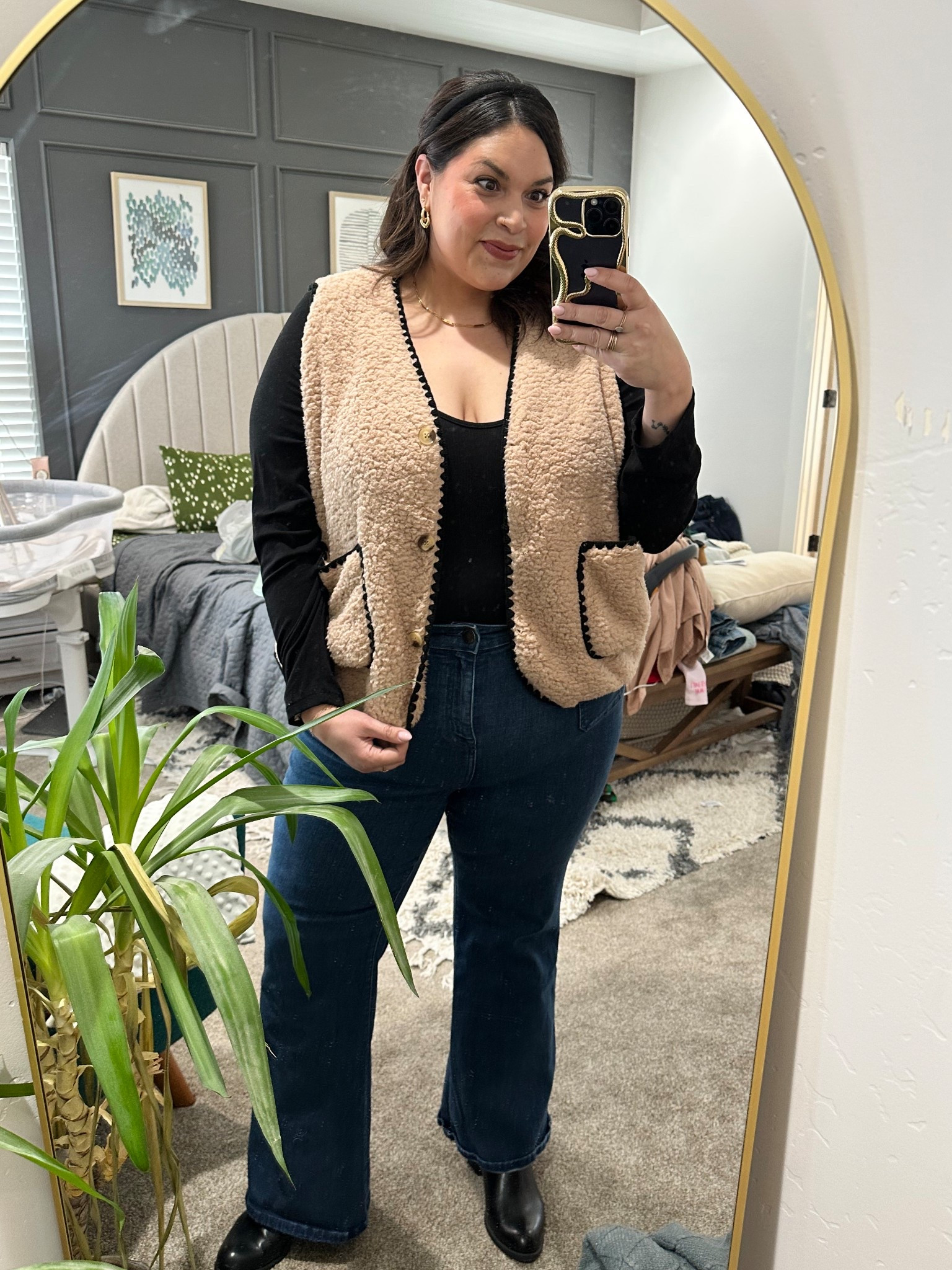 Plus size office outfit inspo! I am obsessed with this vest!! 



#LTKWorkwear #LTKPlusSize #LTKFindsUnder50