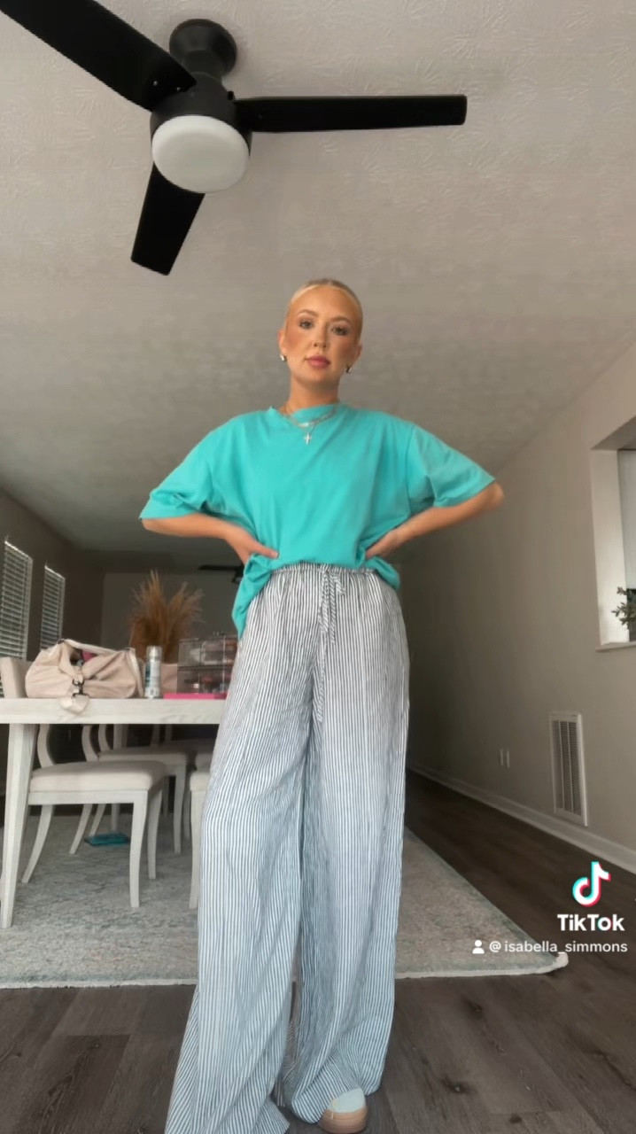 Love these Target pants!🎯

#LTKSeasonal #LTKSaleAlert #LTKFindsUnder50