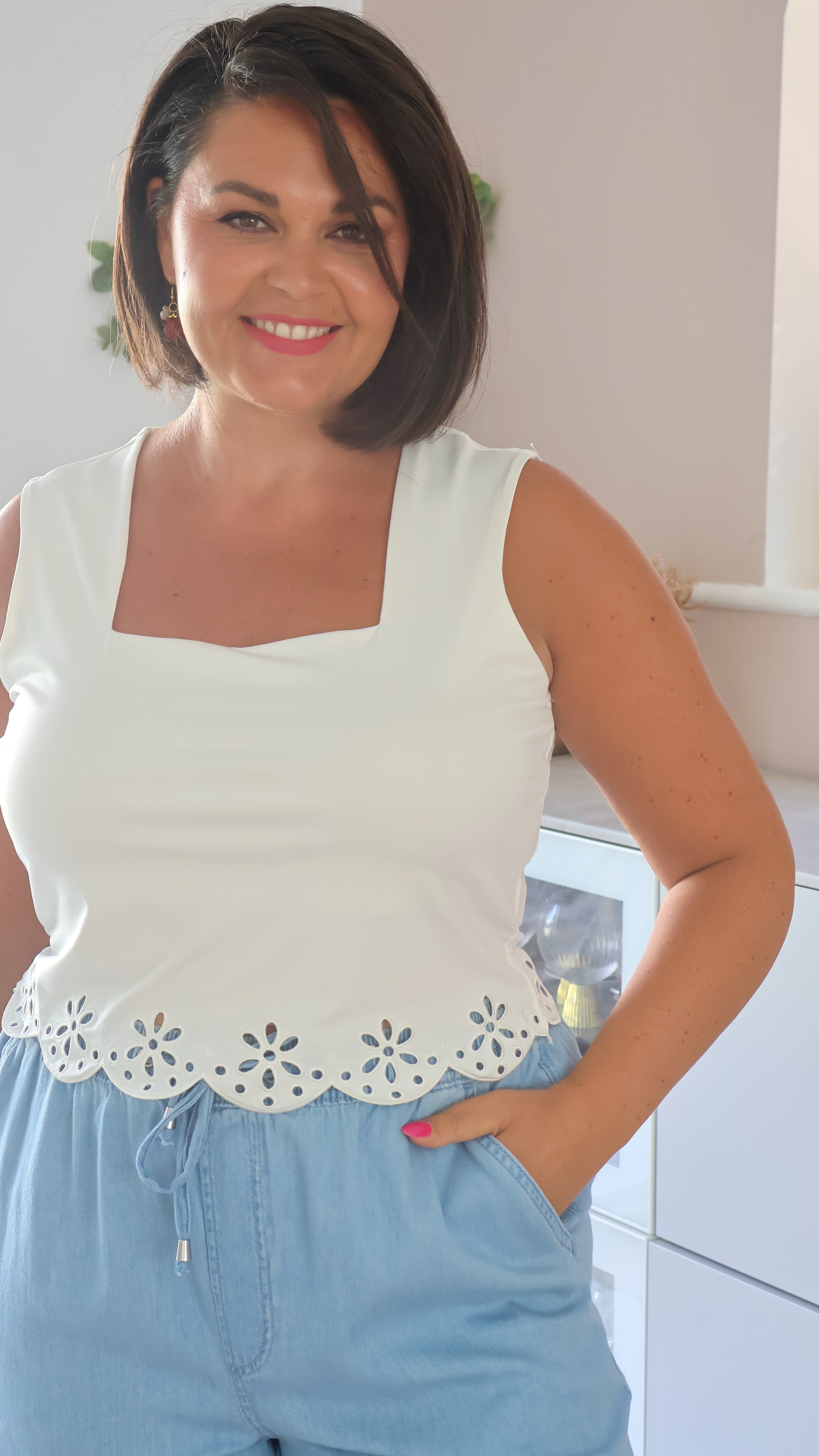Everyday easy peasy style for us midsize girlies! 

I love the colour of these comfy wide leg drawstring denim trousers, easy to style with so much. 

The little white vest with the detailing is so soft and has a lovely bit of stretch.  I like how it stops at my waist too. 

And the oranges, need a say anymore!!! 🍊 



#LTKsummer #LTKmidsize #LTKuk