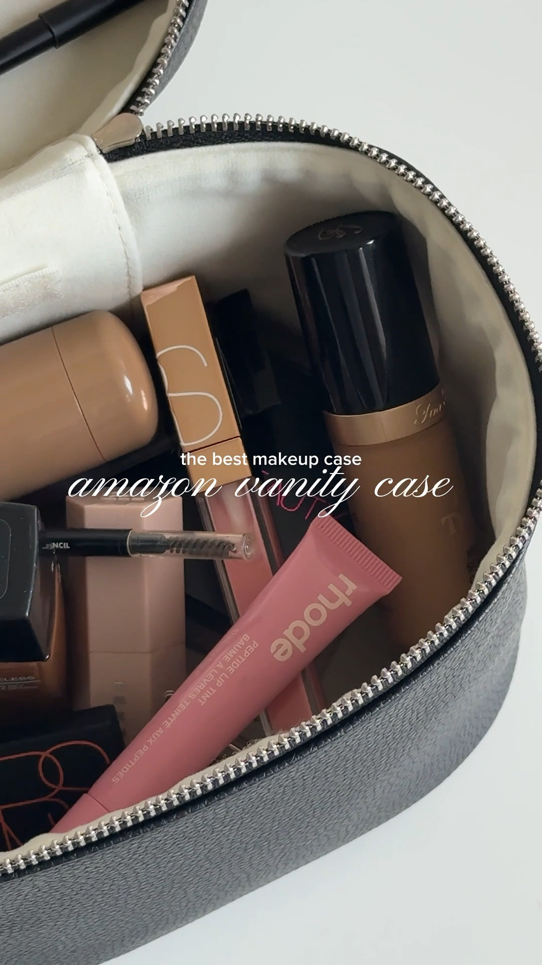 the vanity case from amazon that all the girls have been obsessing over — shop the link below 🩰

#LTKbeauty #LTKsale #LTKhome