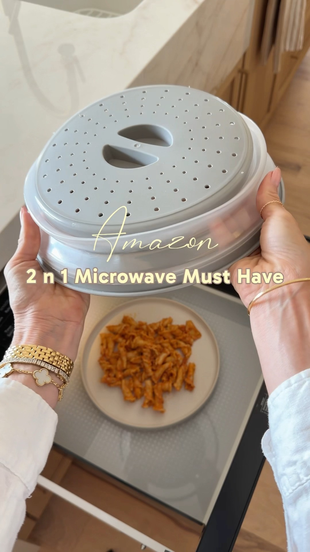 This 2-in-1 microwave cover is such a kitchen MVP! ✨ It helps keep splatters contained while doubling as a strainer and draining base—less mess, easier cleanup, and one less kitchen gadget taking up space.
 

 #LTKfoodie #LTKHome