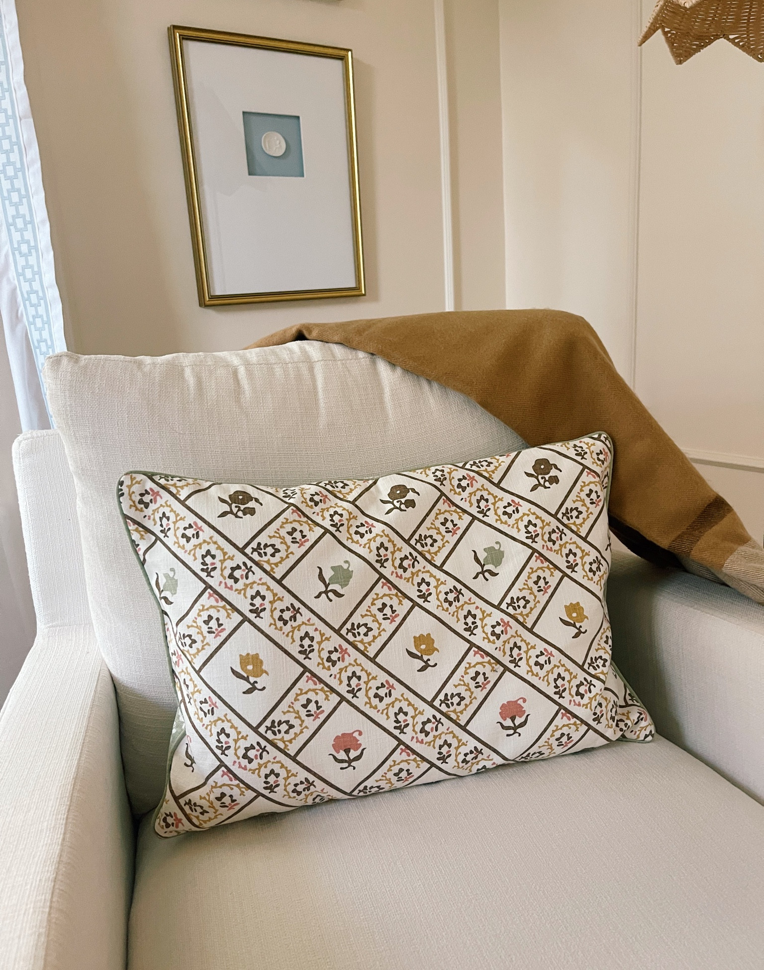 The cutest little pillow that’s perfect for fall 🍂🌸

#LTKfindsunder100 #LTKhome #LTKfindsunder50