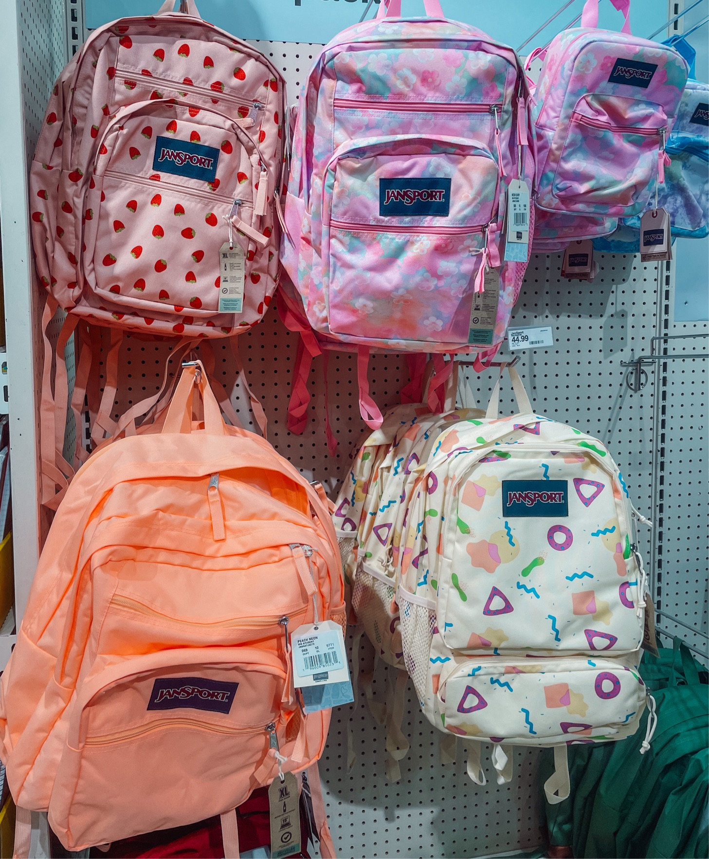 MrsChristinaWalls on LTK