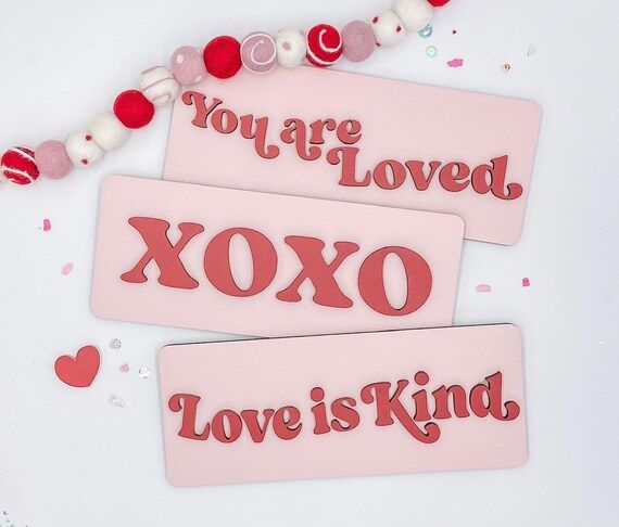 Pink and Red Shelfie | Valentines Decor | Valentines Day Sign | Pink Valentines Day Sign | Round ... | Etsy (US)