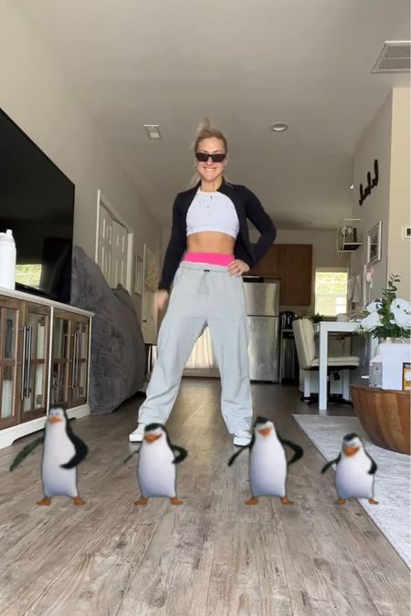 the penguins have been a hit, here’s my fit😂 the crop and jacket are both BuffBunny Collection pieces from a while back! 

#LTKfitness #LTKbeauty #LTKFind