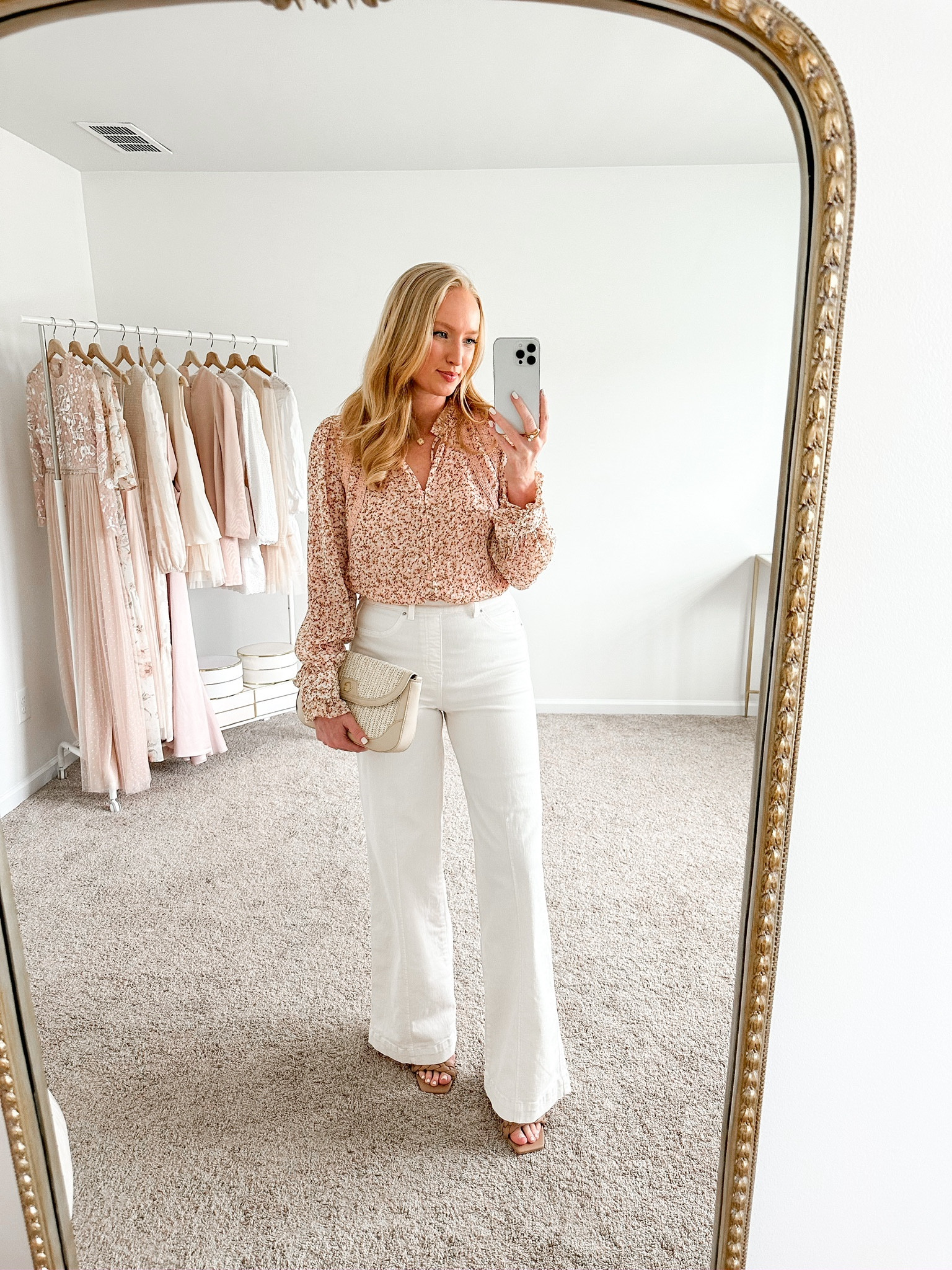 I love this gorgeous flowy top paired with white denim for a casual workwear look! 

#LTKSeasonal #LTKFind #LTKstyletip