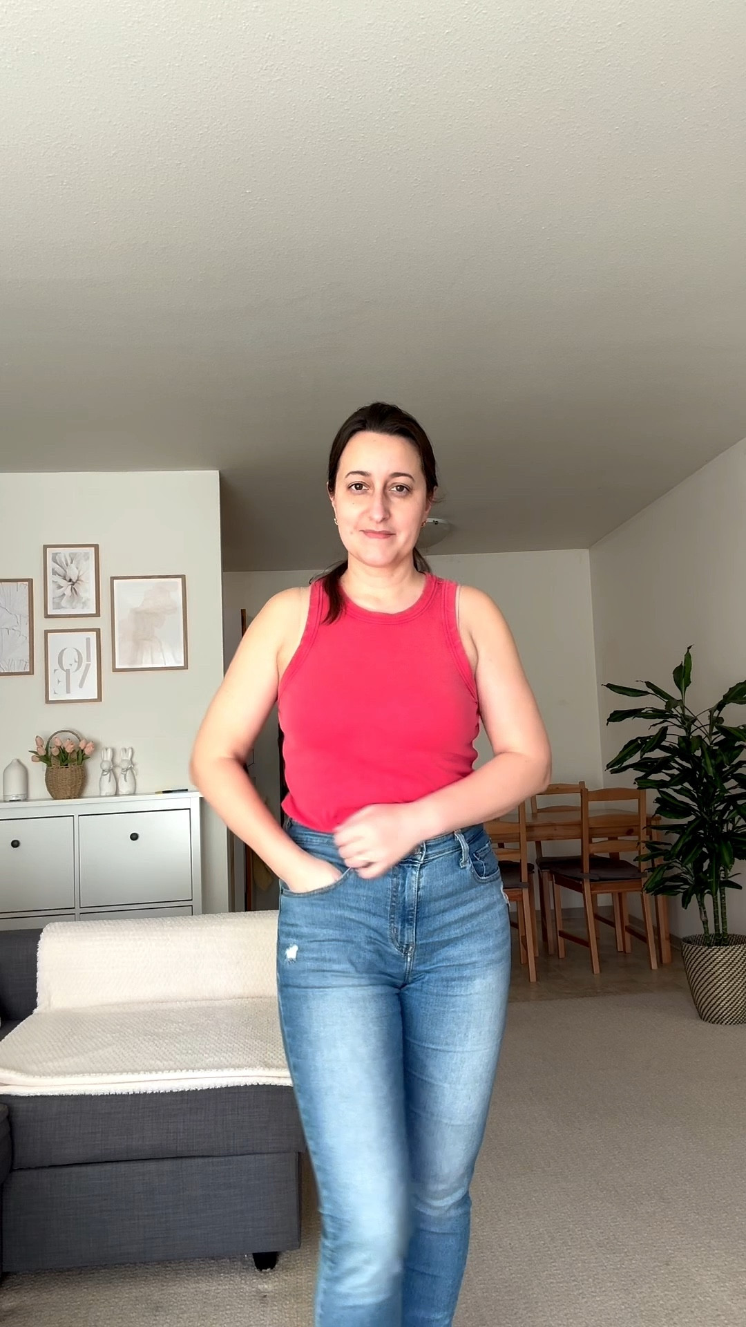 Simple everyday look ✨
Getting ready with my favorite basics — outfit, makeup & a fresh scent 🤍
Everything I love and actually use is linked here

#ltkstyle #ltkbeauty #ltkhome #everydaylook #simpleoutfit

#LTKdayinmylife #LTKootd #LTKvlog