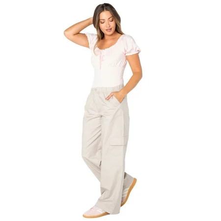 Celebrity Pink Women’s Poplin Wide Leg Cargo Pants, Sizes XS-XXXL | Walmart (US)