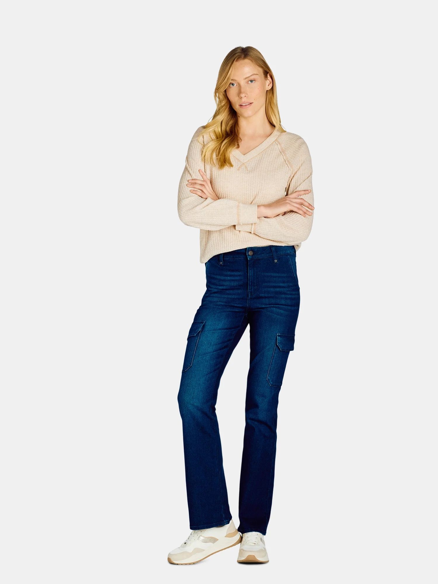 Time and Tru Women's High Rise Cargo Flare Jean, 30", 32", 34" Inseams, Sizes 2-20 | Walmart (US)