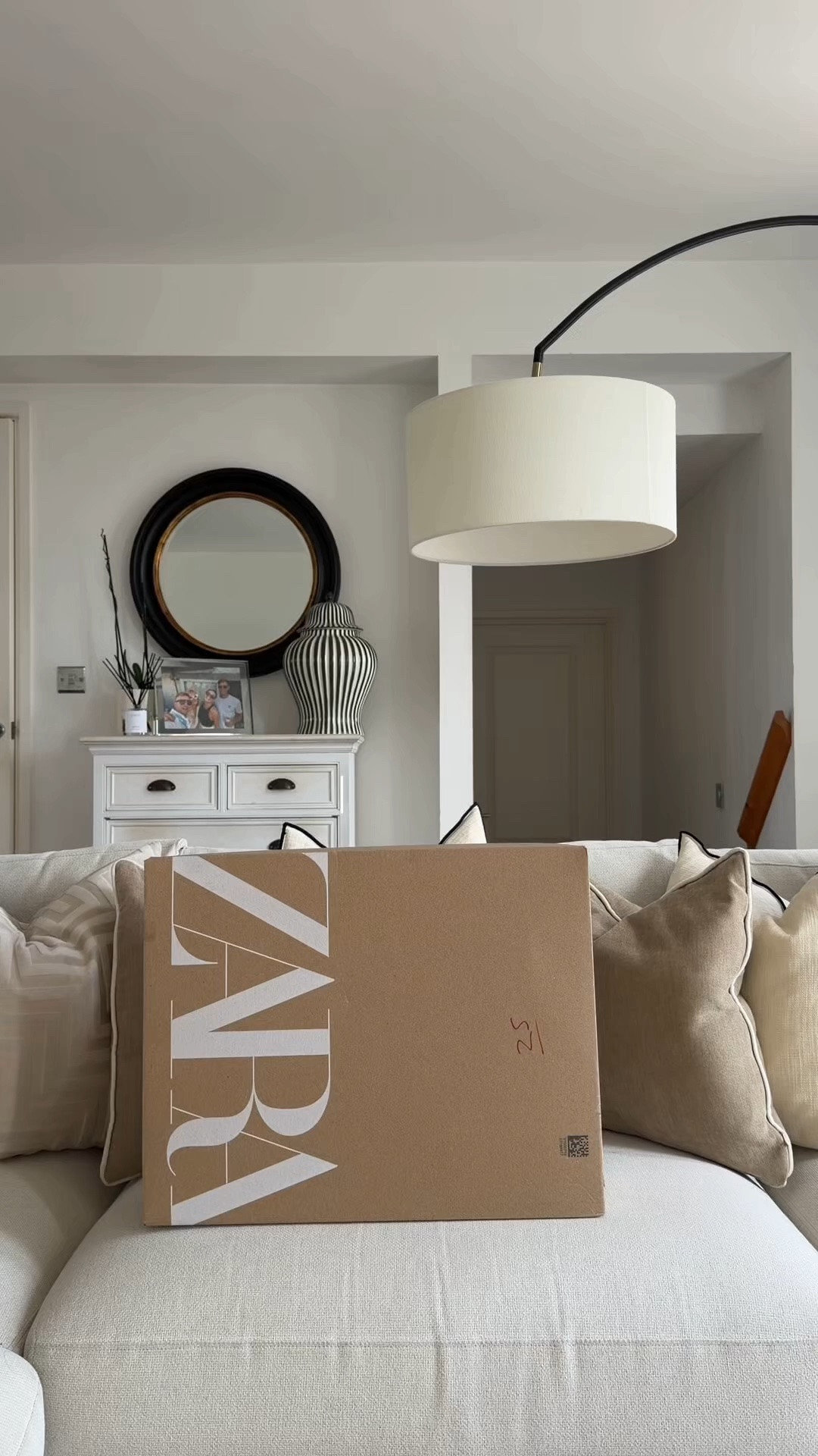 Zara new in unboxing  #zaraunboxing #newinzara

#LTKuk