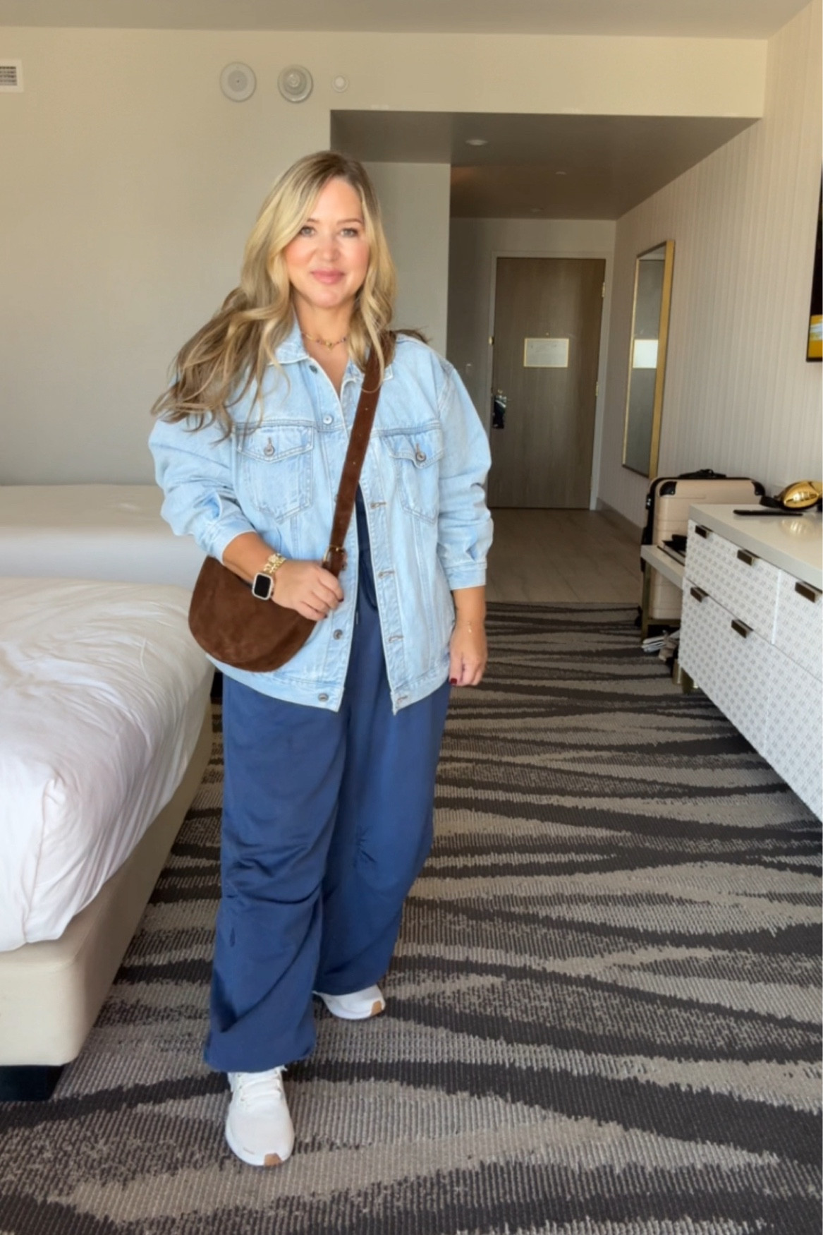 Jacket and jumpsuit size large. Shoes tts 

#LTKOver40 #LTKTravel #LTKMidsize