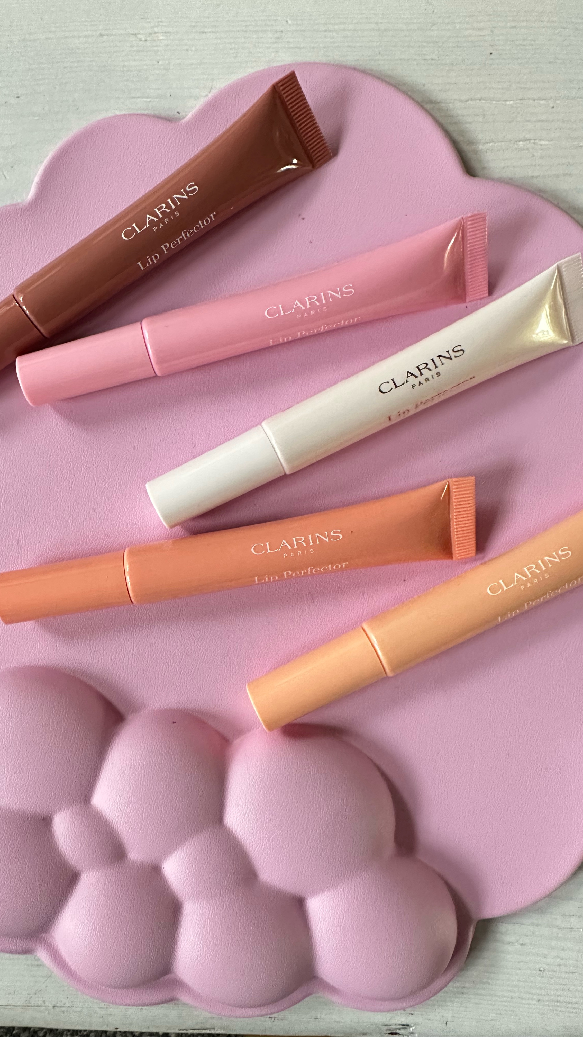 New addiction „Lip perfector“ by CLARINS. Pssst…gibt's aktuell auch günstiger 🩷.

#LTKspring #LTKdeutschland #LTKbeauty