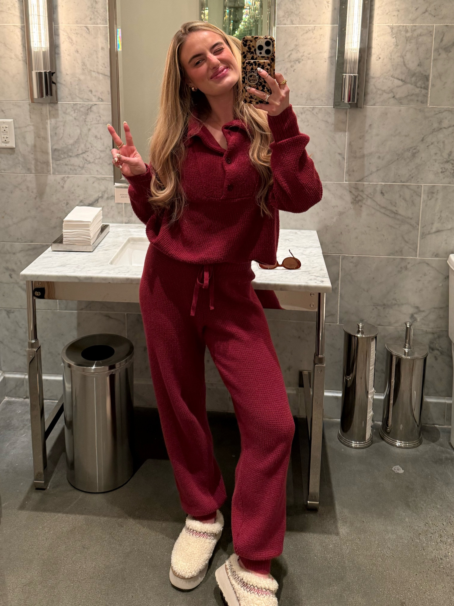 cutest set & SO COMFYYYY 🍷🍷

#LTKSeasonal #LTKGiftGuide #LTKFindsUnder100