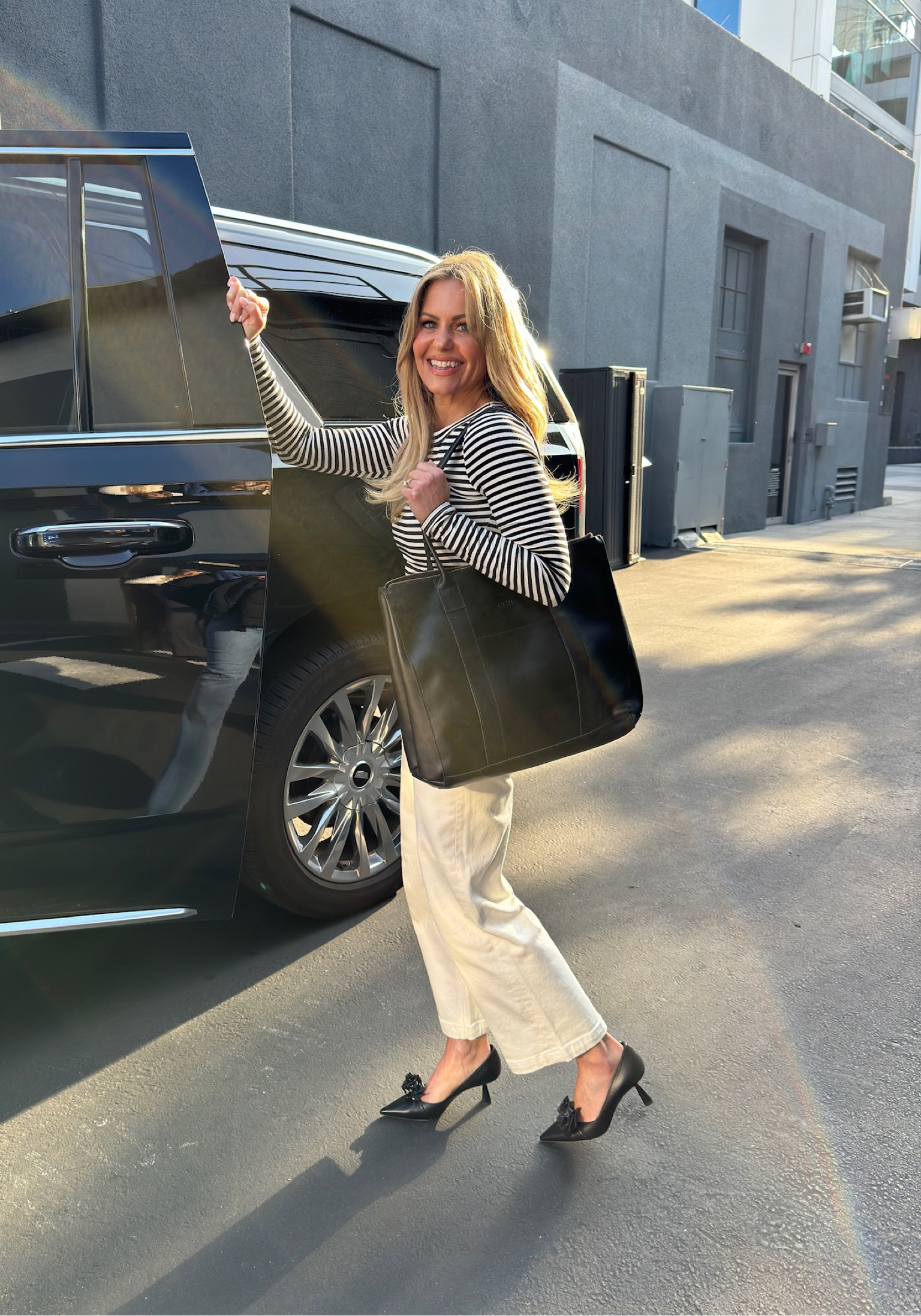 Calling all MOMS (and women),
I’ve found the ultimate bag for you!!  + I have a code!! 

My lovely friend @paulafaris designed the Carry All Bag alongside the brand @able with busy moms and women in mind. I'm finding myself grabbing for this bag more times than I can count because I can fit EVERYTHING inside... also how cute are my initials on the outside

Get your own Carry All Bag OR get it as a gift for your Mom for Mother's Day! 
⭐️Use code: CARRYMOM30 for 30% off until May 8th⭐️



#LTKworkwear #LTKsalealert #LTKtravel