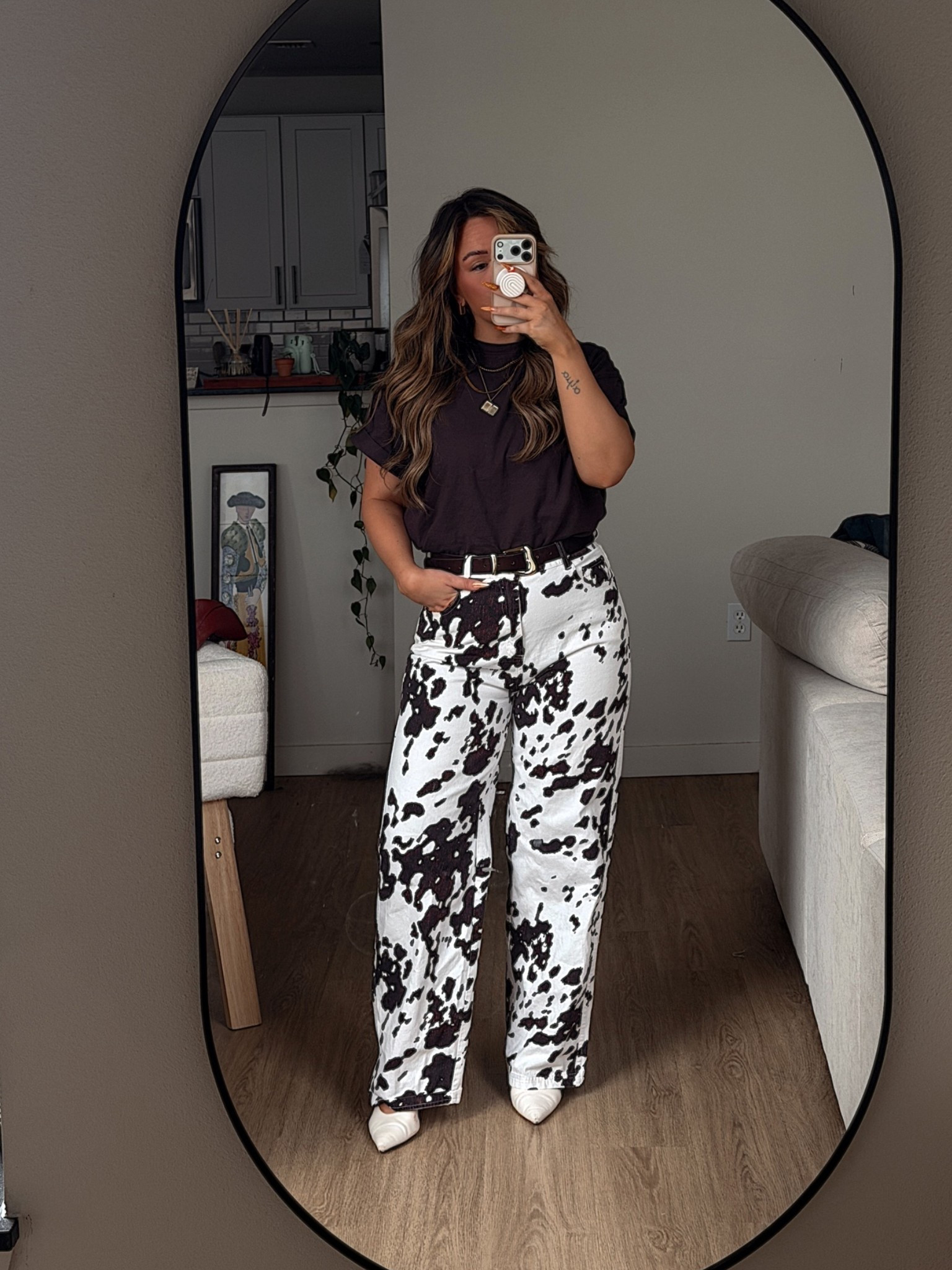 tee - h&m
belt - amazon
pants - rent the runway (use code RTRXKADY for 60% off ♥️)
heels - naturalizer

#LTKootd #LTKWorkwear