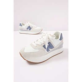 574+ Sneaker | Evereve