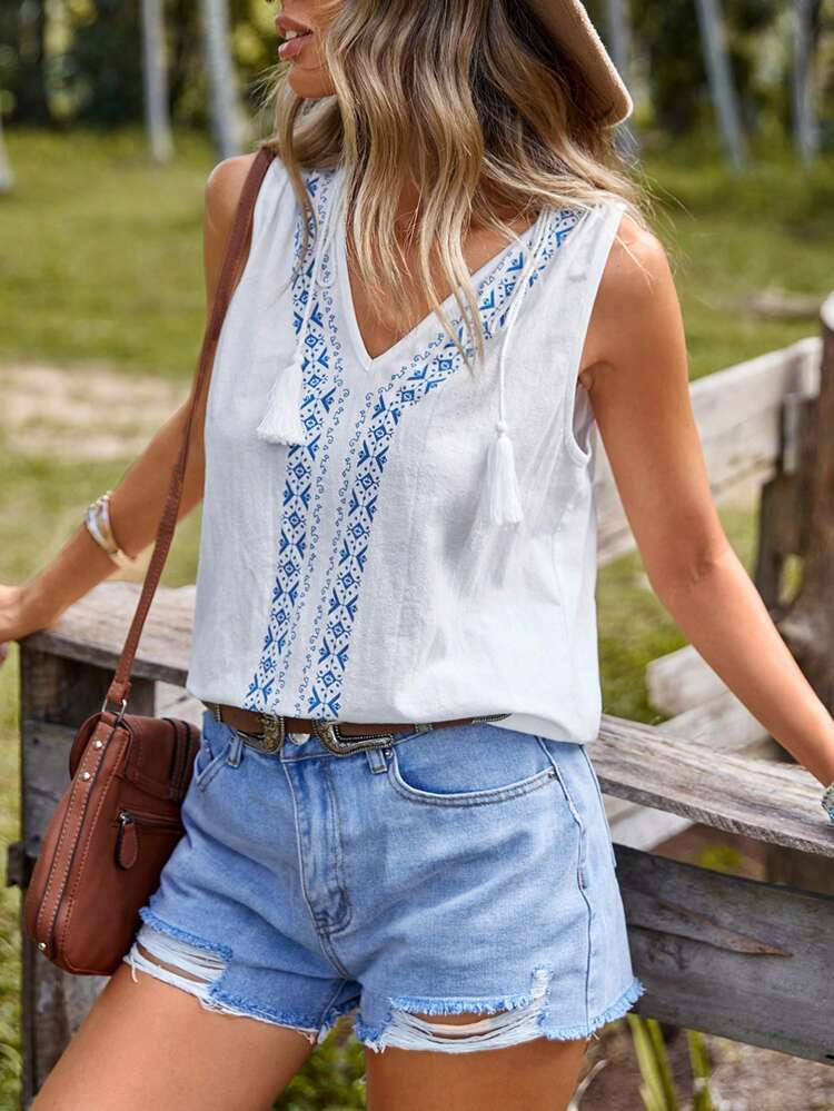 EMERY ROSE Geo Print Tassel Tie Neck Blouse | SHEIN