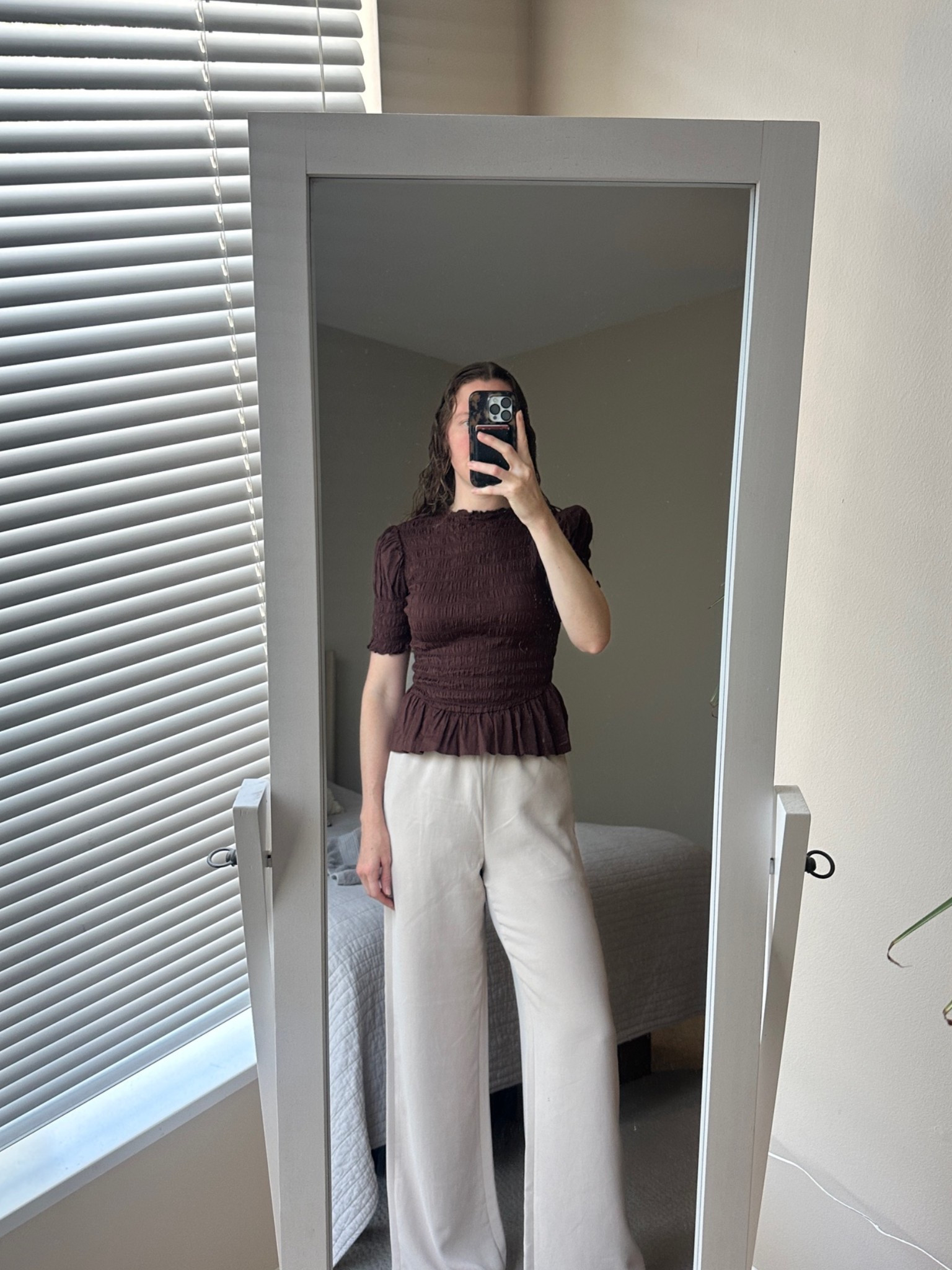 Reformation Top 🤝 Aritzia Lodge Pants

Perfect for the office!

#LTKmomlife #LTKHome #LTKSeasonal