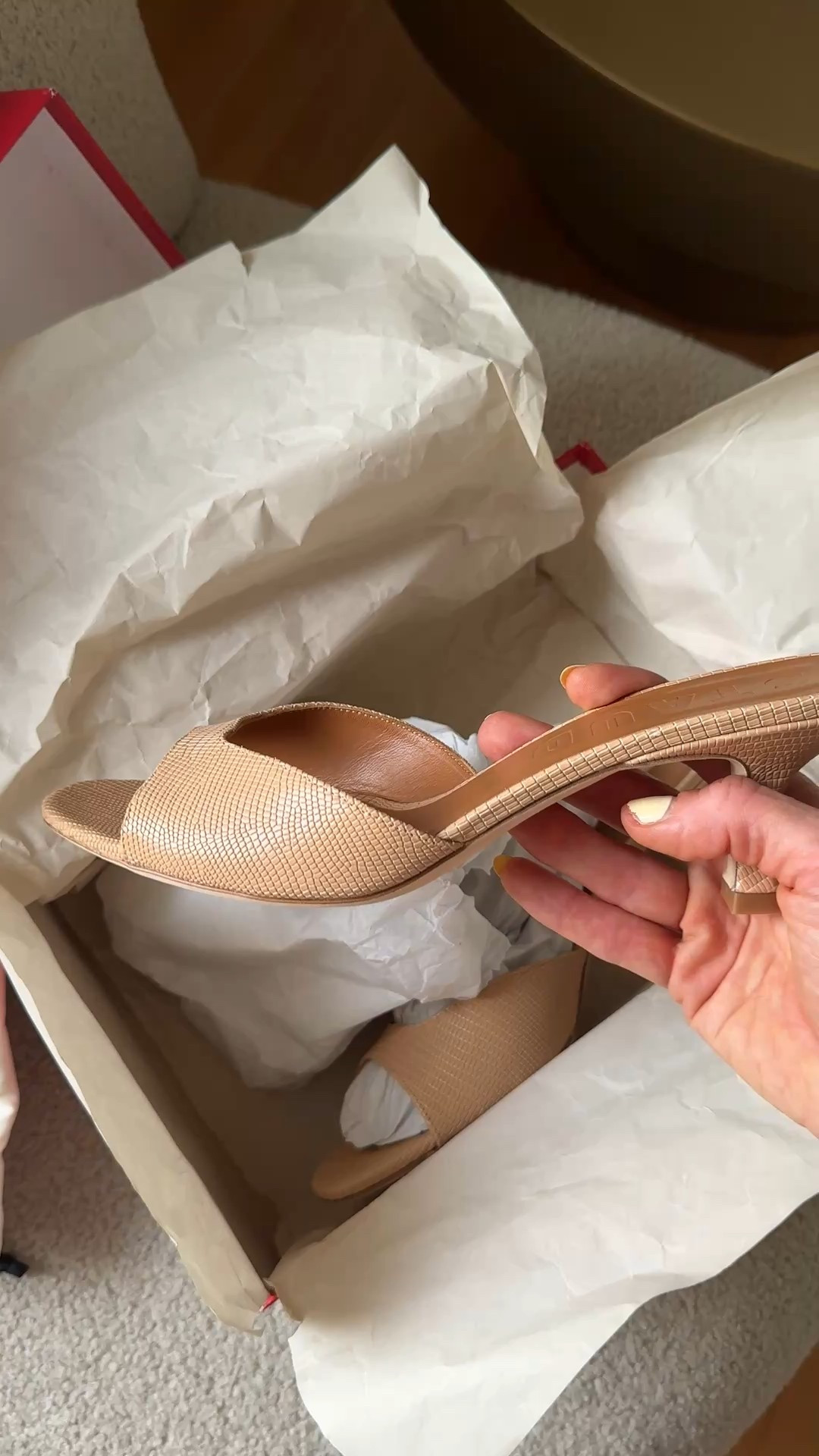 The perfect summer mule 🤍🤎🫶🏼

#LTKeurope #LTKspring #LTKuk