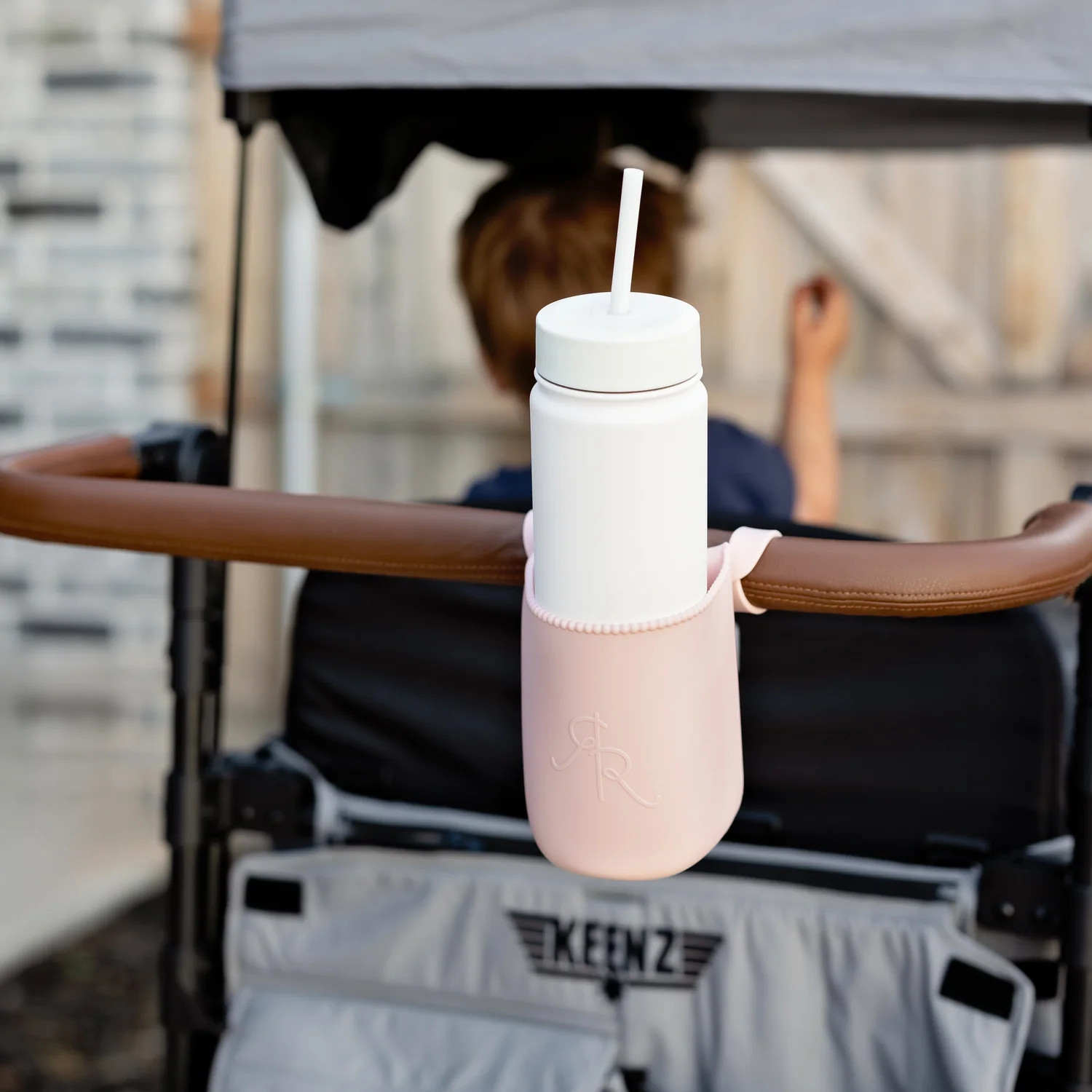 Cutie Holder | Ryan & Rose