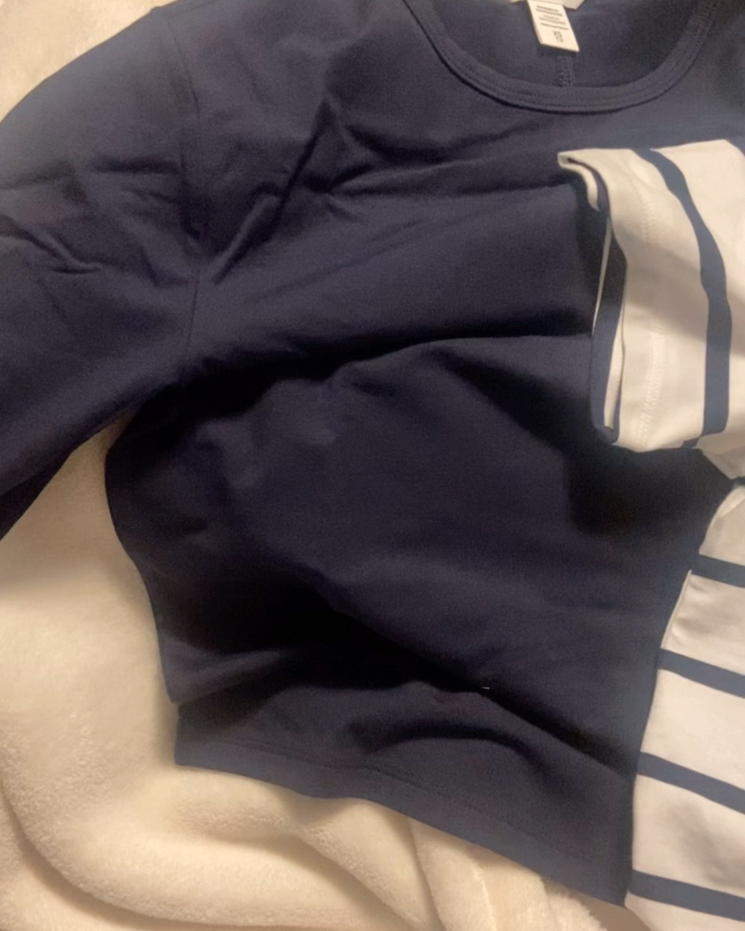 Watch Now - Athleisure top - ON SALE! This top is perfect for a put together casual look and also for running errands and working out. The fit is great and very comfortable. My sandals are a great designer dupe, too! 

#athleta #athletasale #designerdupe #sandals #salefinds #momoutfit #athleisure  #budgetfriendly 
#LTKWatchNow #LTKU #LTKGiftGuide #LTKOver40 #LTKActive 


#LTKStyleTip #LTKSaleAlert #LTKFindsUnder50