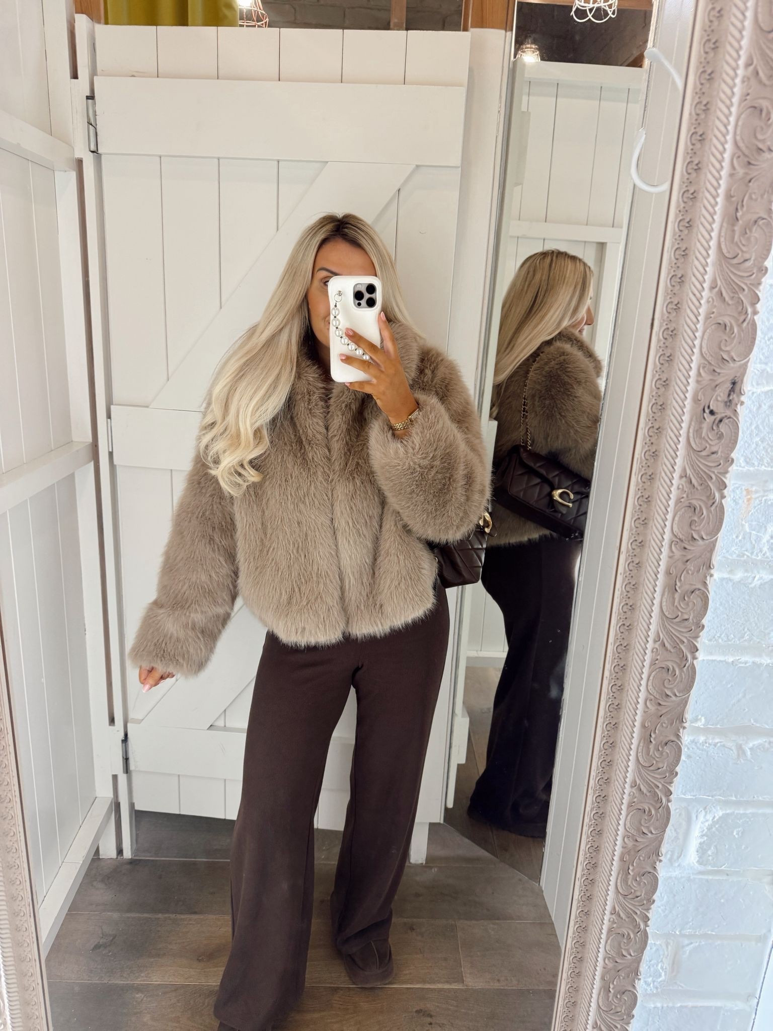 What I wore shopping 🫶🏼

Come shop with me, new in, high street, partywear, autumn outfits

#LTKuk #LTKwinter #LTKautumn