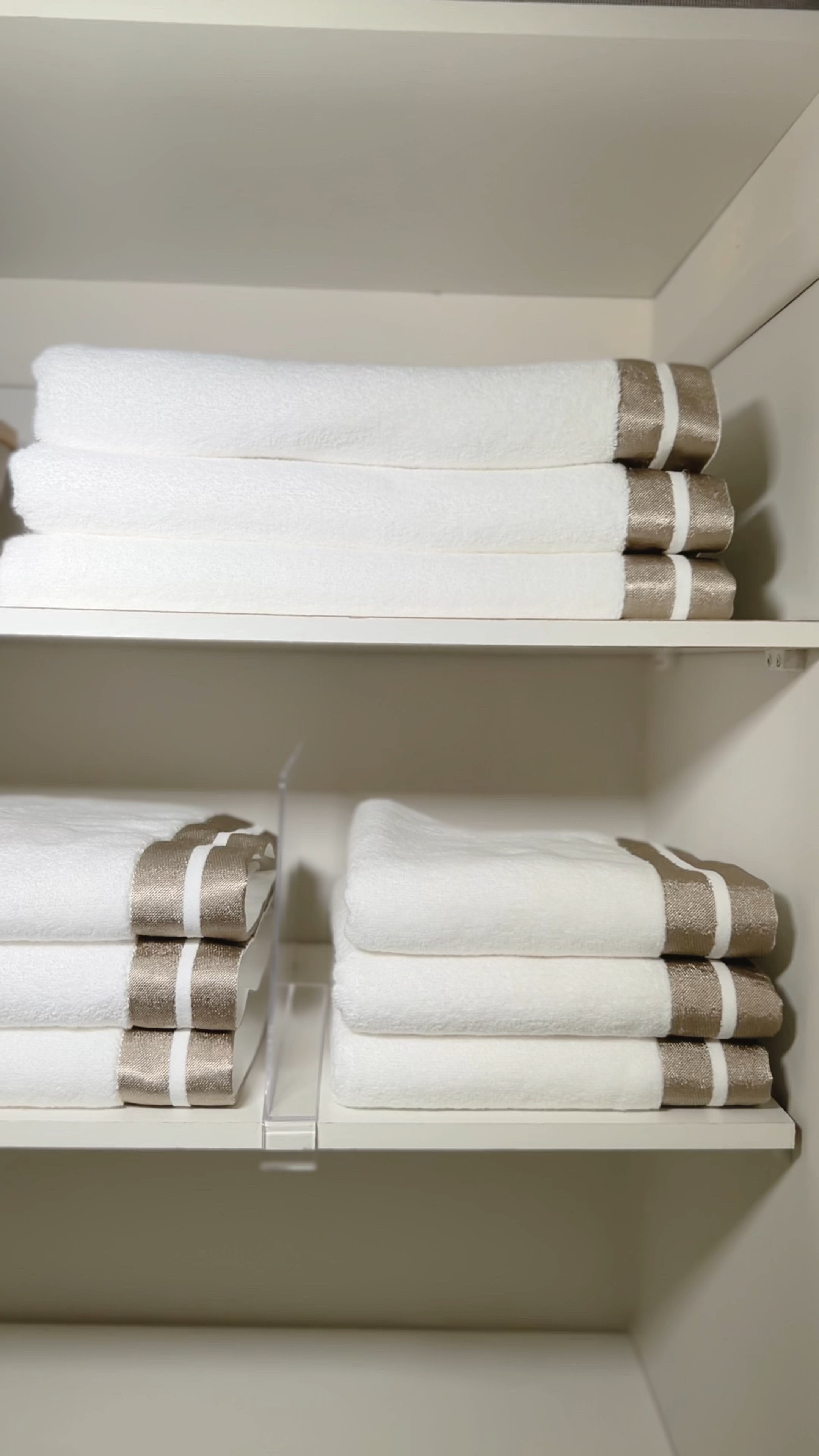 Towel organisation 

#LTKeurope #LTKVideo #LTKhome