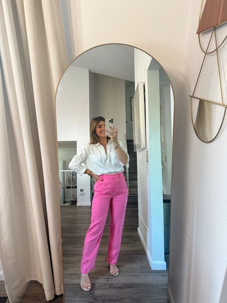 The cutest pink linen pants via Boden! Take 30% off my shirt and pants right now! Use code t4v3
Shirt size small
Pants size 2 regular

#LTKSaleAlert #LTKSeasonal #LTKFindsUnder100