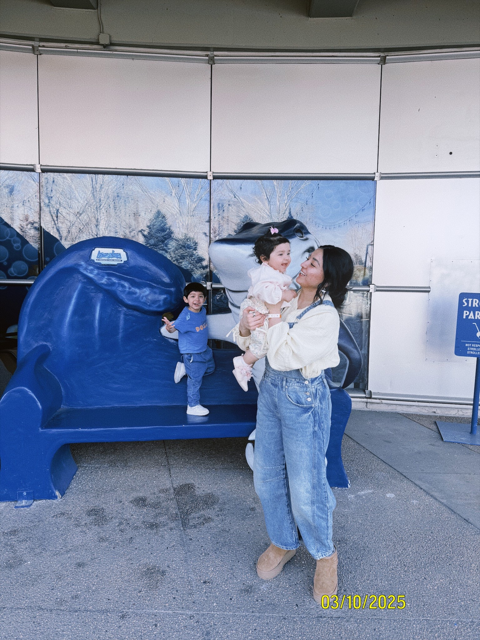 Barrel overalls are IN 💝 

#LTKSeasonal #LTKStyleTip #LTKFamily