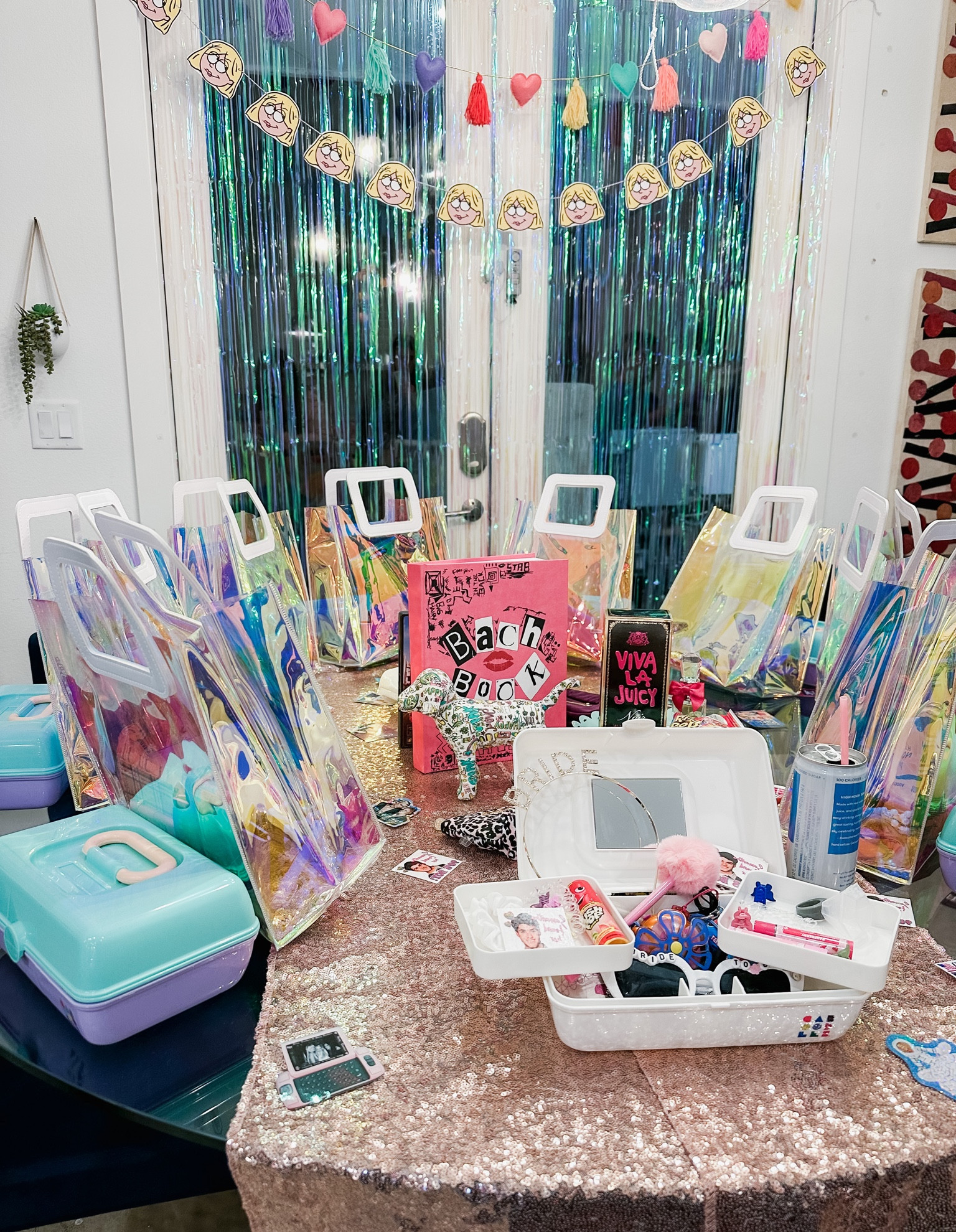 Y2K Bachelorette Party Favors

Throwbach 




#LTKwedding