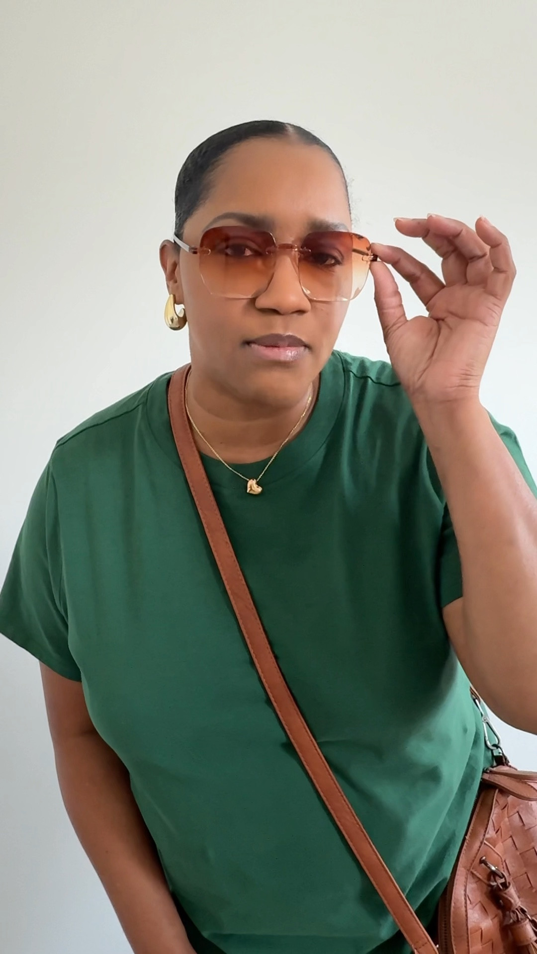 Running errands today but we’re keeping it cute & comfortable. 

I threw on this Old Navy t-shirt dress, some cute earrings, comfy strappy sandals, a crossbody bag, pulled my hair back in a bun and finished with simple makeup + shades.

Effortless but still put together, that’s the goal, right?

#LTKOver40 #LTKFindsUnder50 #LTKPlusSize