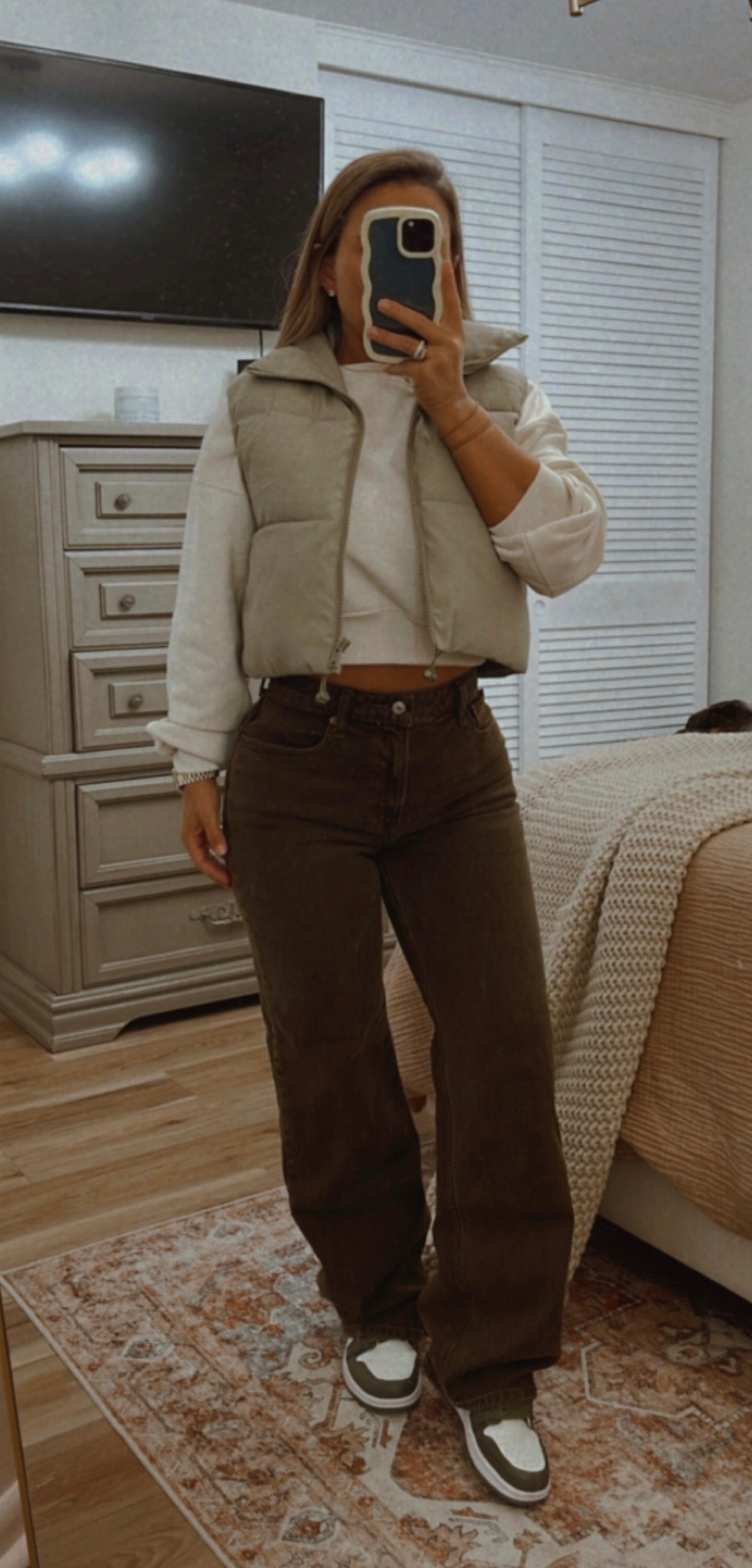 Casual OOTD 🤎 #abercrombie #amazon #nike #vest #ootd #ltkootd #womensfashion

#LTKFind #LTKcurves #LTKfit