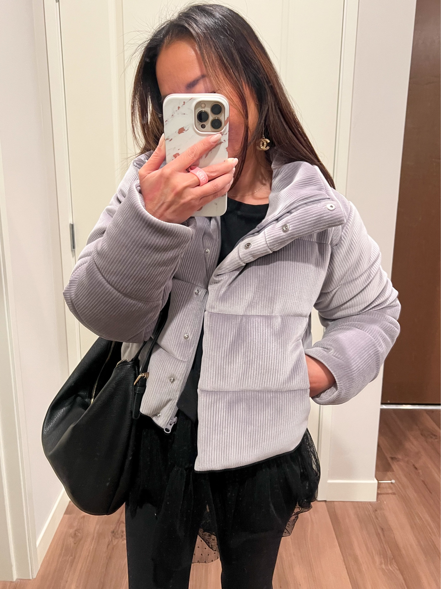 30% off this super warm puffer jacket!
Wearing TTS XS in everything.

Winter outfits, Alo, Alo Yoga, Anthropologie, sling bag, hobo bags, half moon bag, fleece leggings, Uggs

#LTKover40 #LTKstyletip #LTKSeasonal