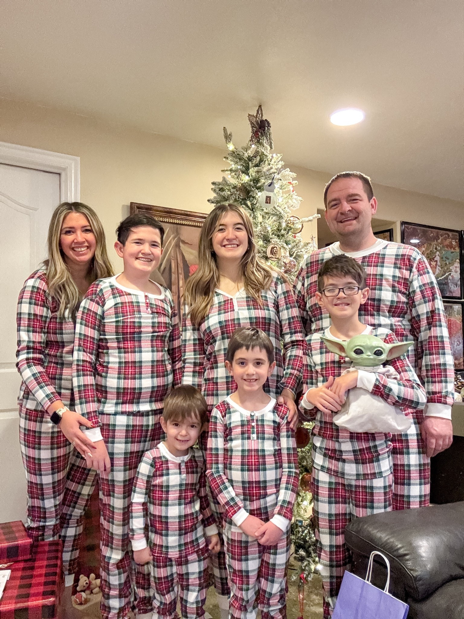 A moment for matching ChristmChristmas

#LTKmomlife #LTKHoliday #LTKGiftGuide