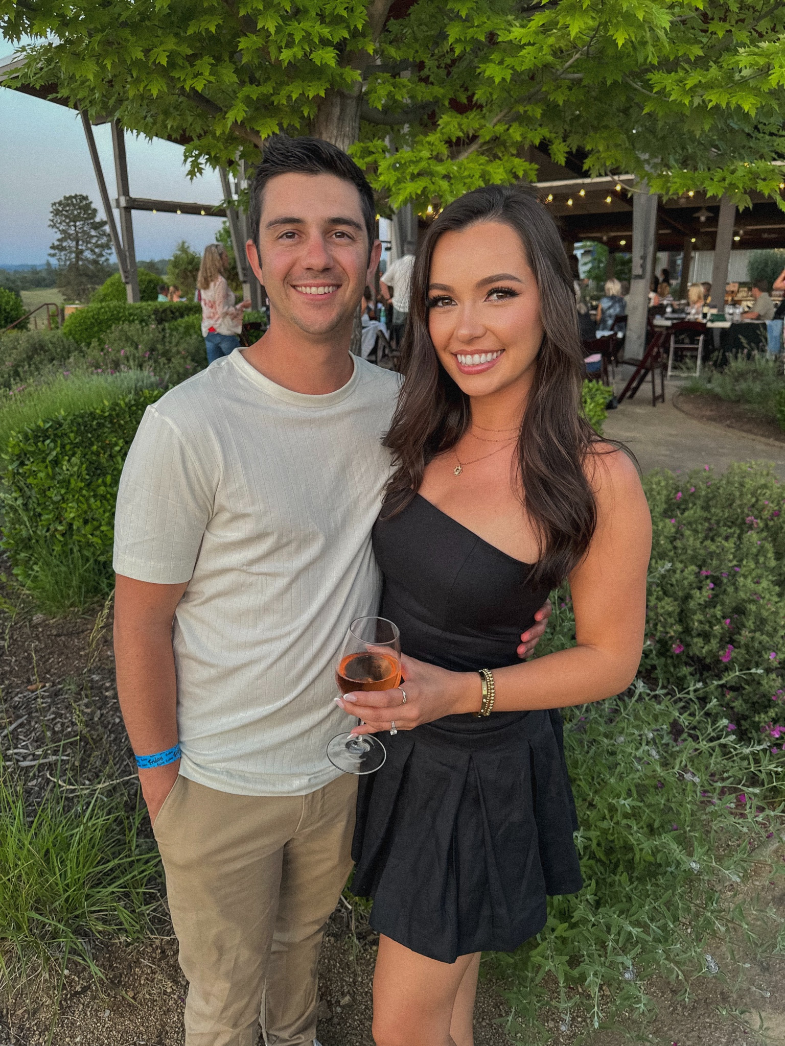 Winery outfit 🖤🎸✨

#LTKSeasonal #LTKFindsUnder100 #LTKTravel