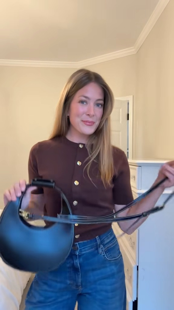 Loving these barrel jeans!! They’re so comfortable and flattering. I am wearing a size 4 

#LTKItBag #LTKStyleTip #LTKWorkwear