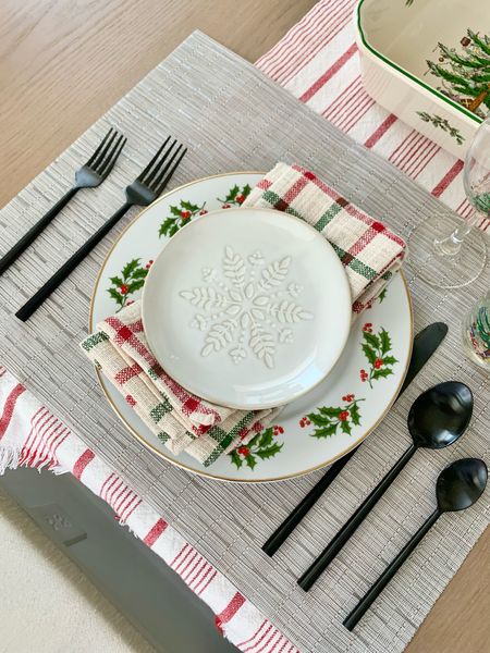 Holiday table place setting tablescape 

#LTKHoliday #LTKSeasonal #LTKhome