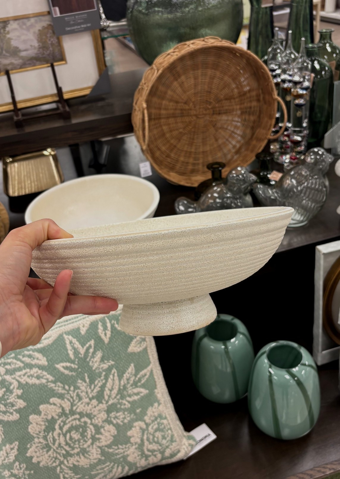 Pedestal ceramic bowls are having a moment 😍🤍

#LTKHome #LTKSeasonal