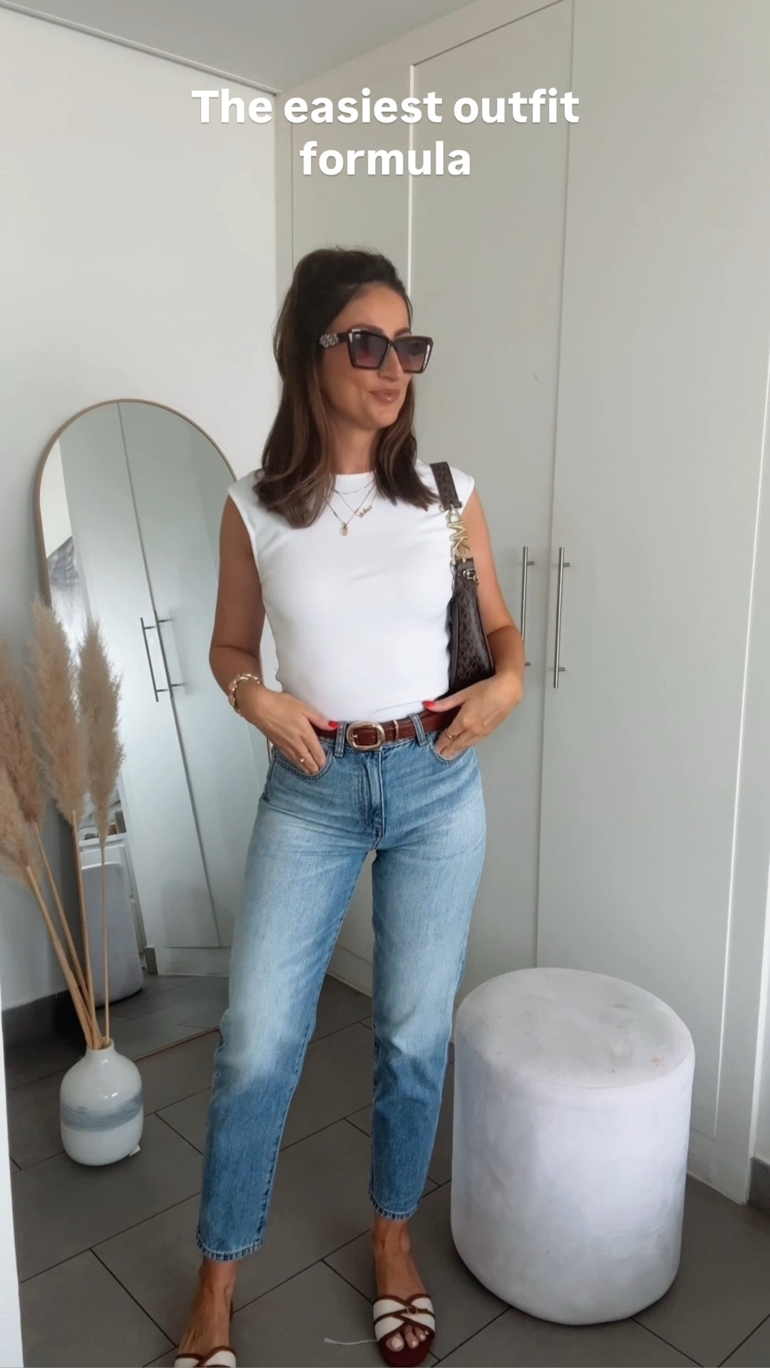 Outfit is all from Zara I’ll leave the codes below 👇 and I’ve linked similar accessories! 

Top 858/605
Jeans 4083/223
Sandals 3816/510

#LTKjeans #LTKeurope #LTKautumn