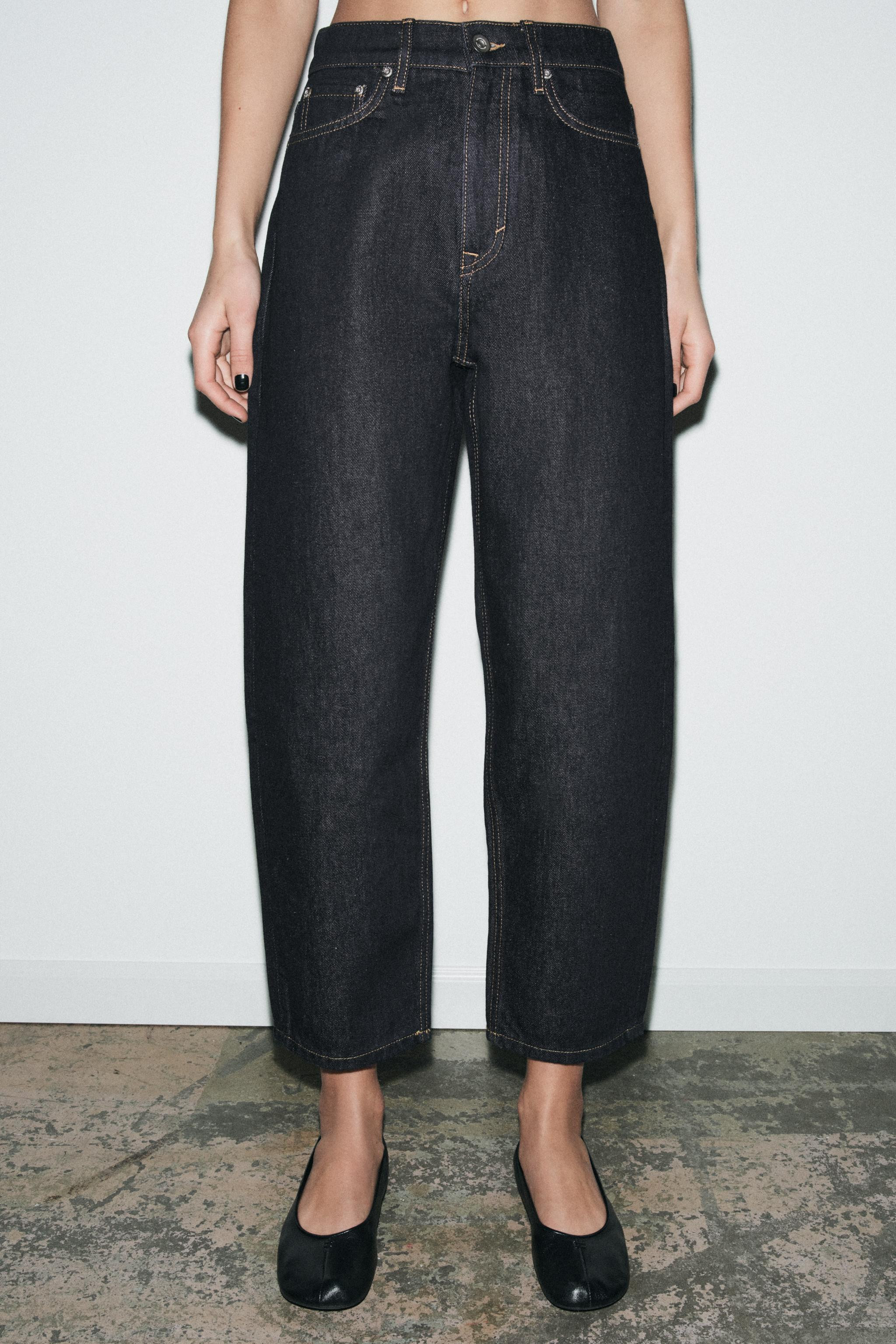 ZW COLLECTION MID-RISE TAPERED JEANS | Zara US